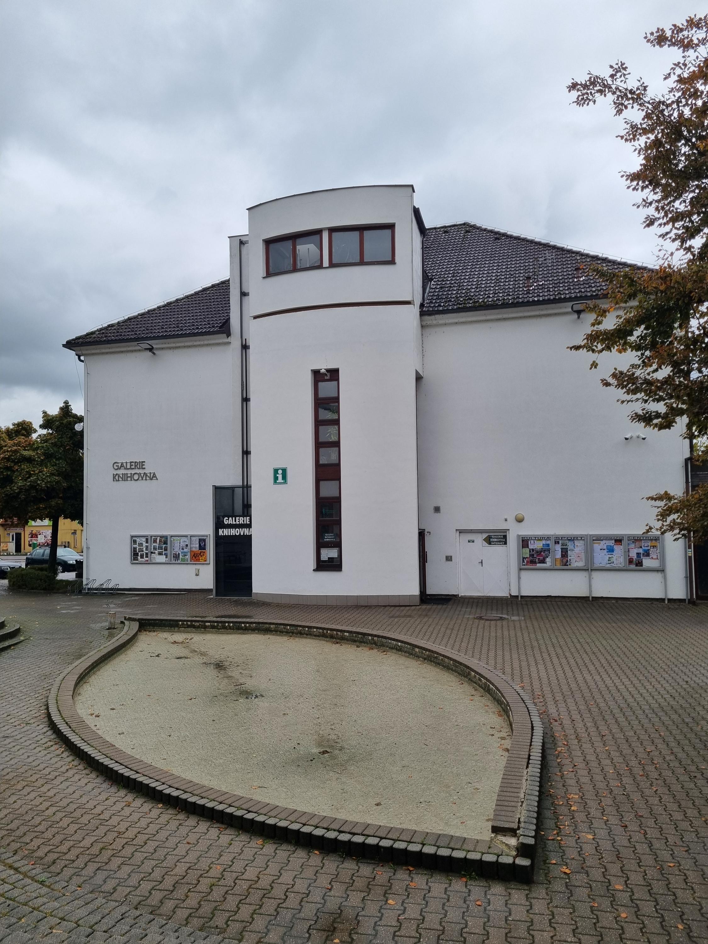 Městská knihovna Třemošnice foto 5