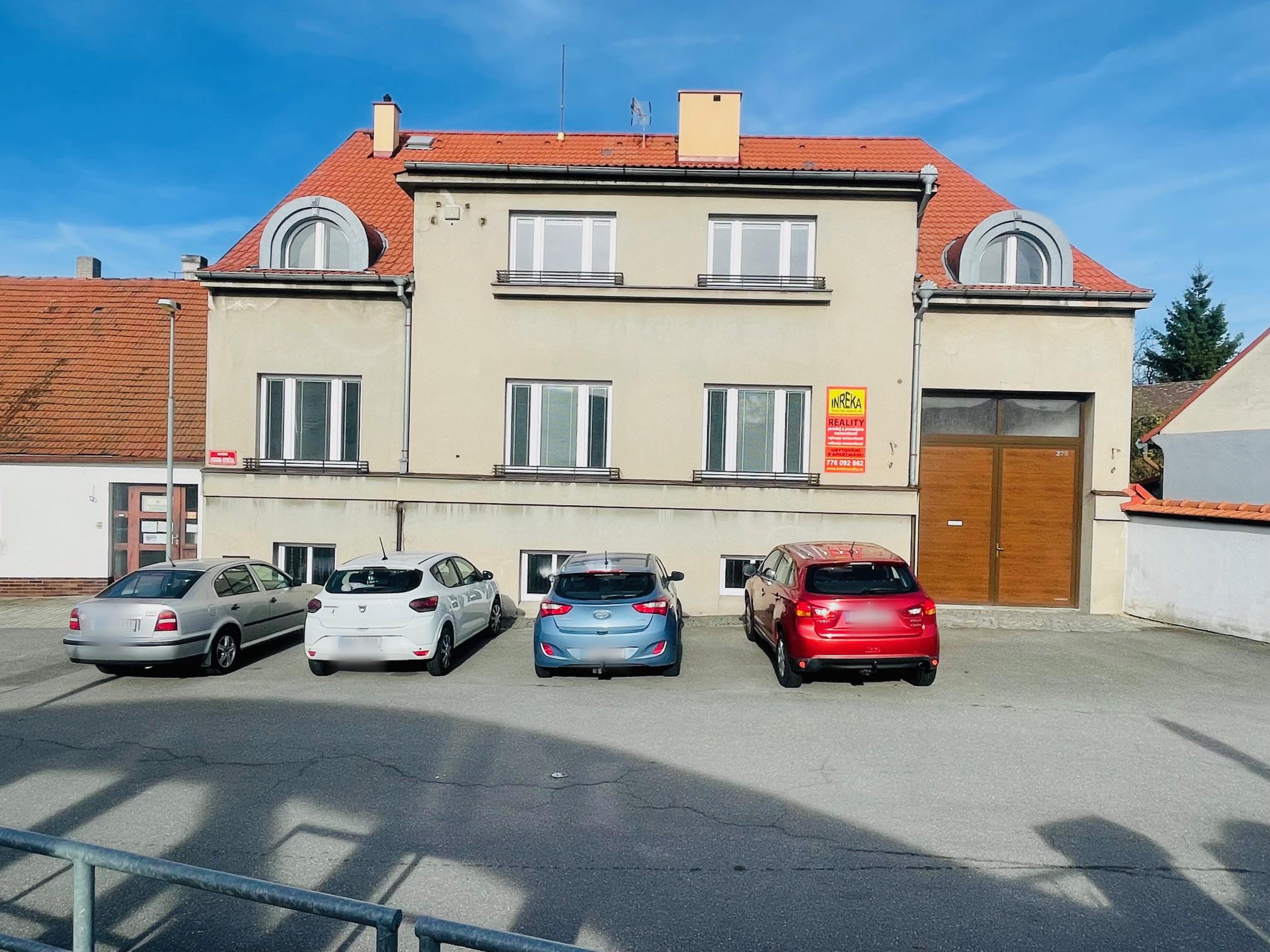 INREKA - realitní kancelář foto 5