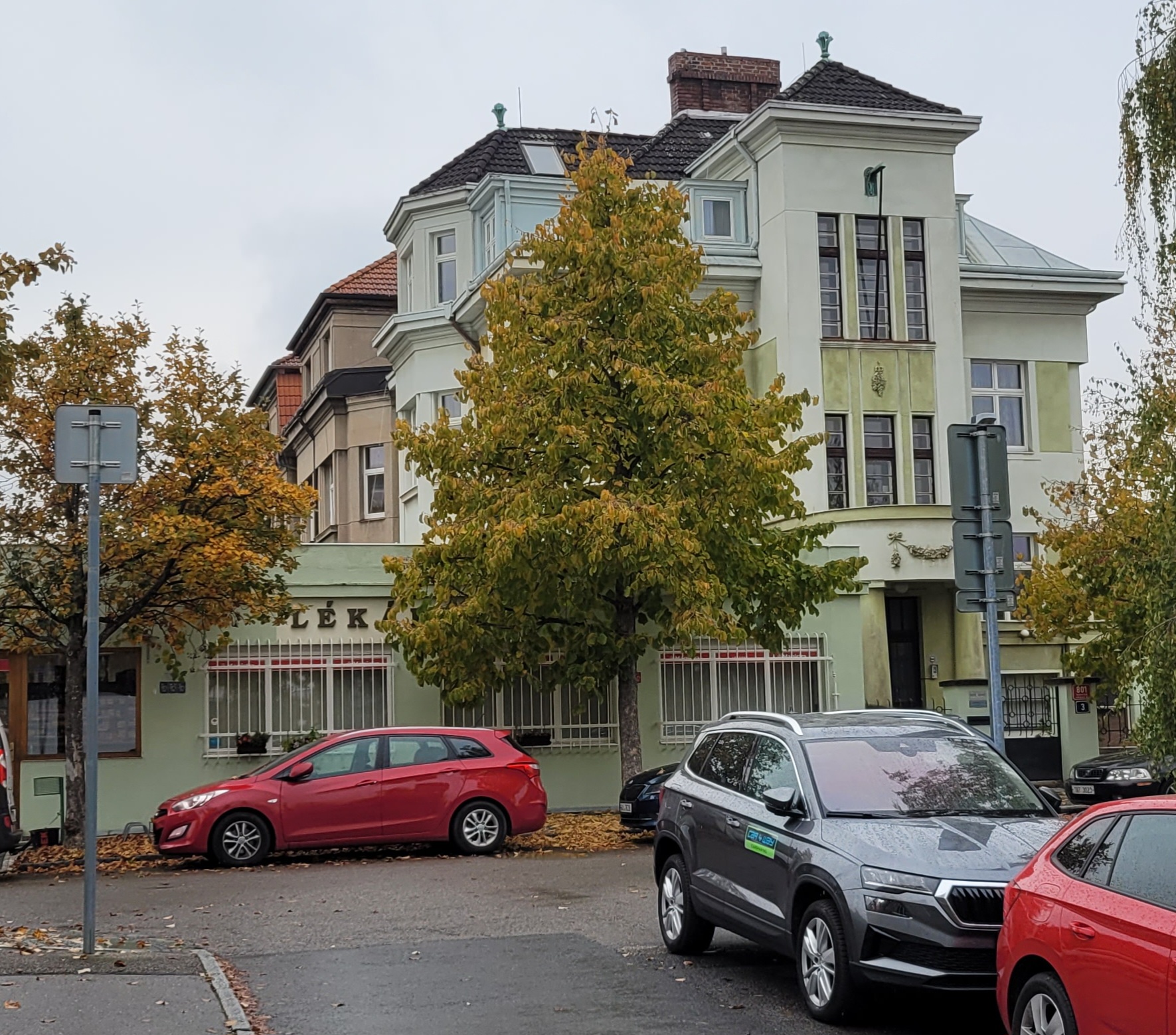 Lékárna Hanspaulka foto 4