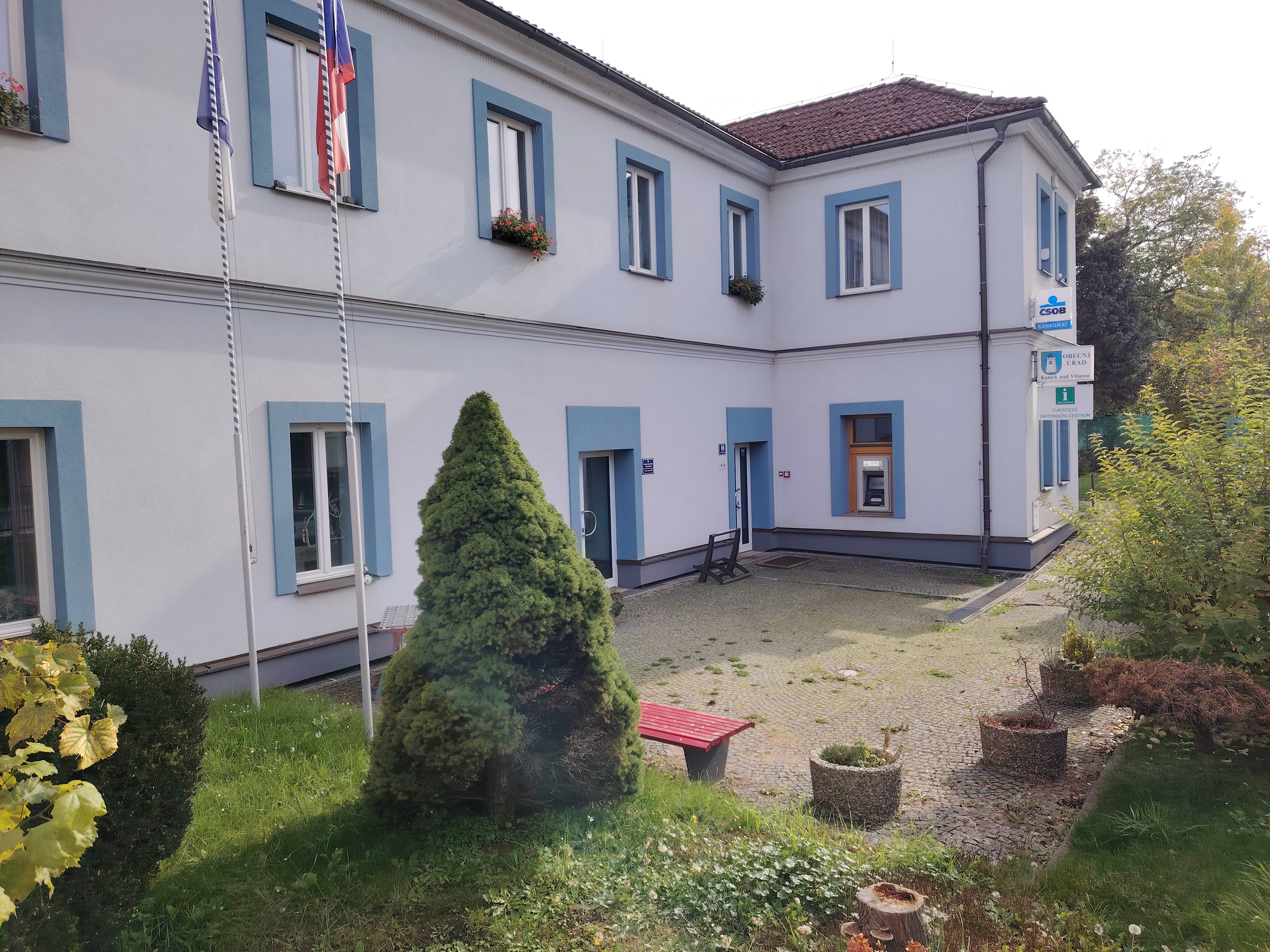 Kamýk nad Vltavou - obecní úřad foto 6