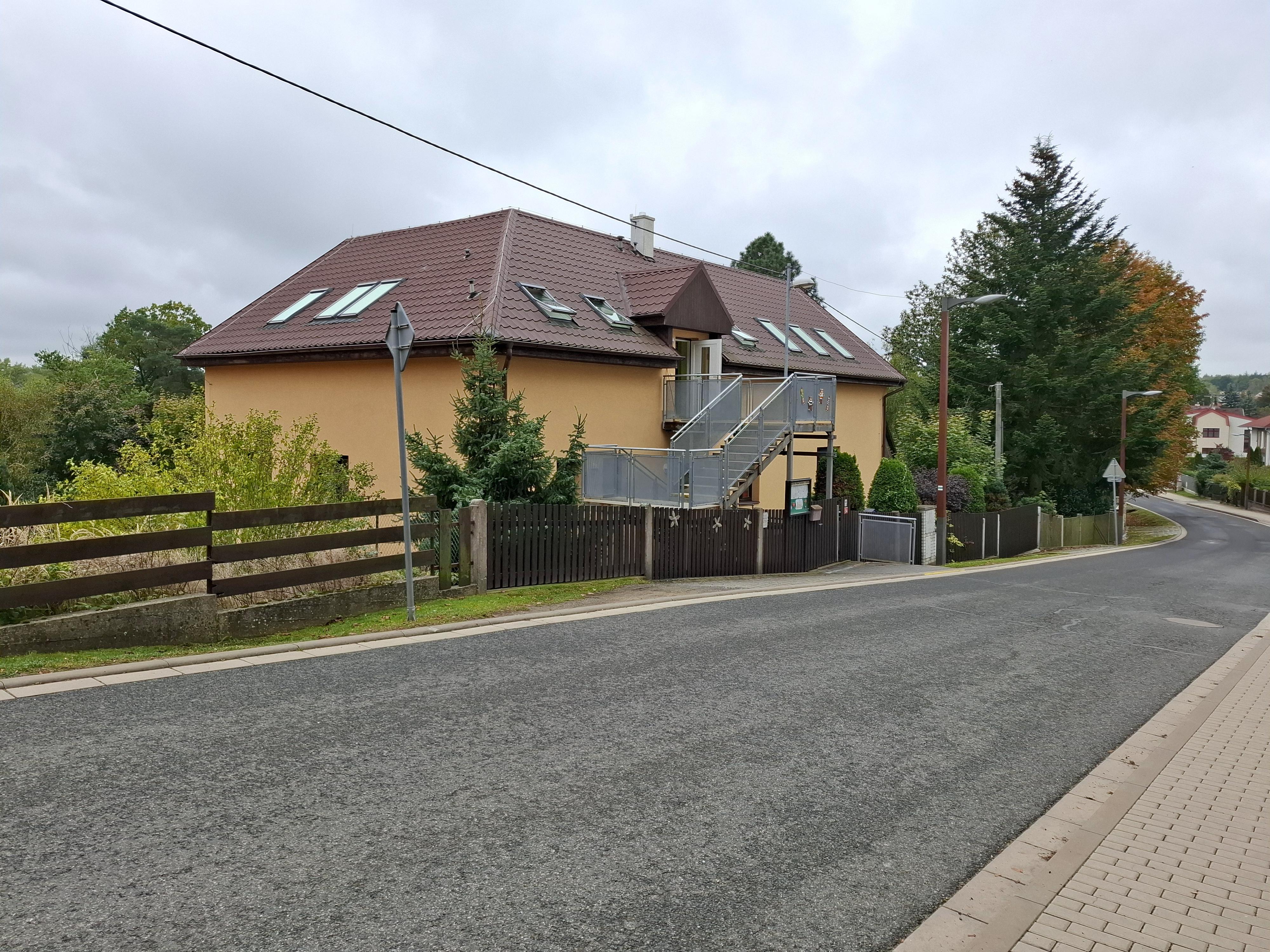 Mateřská škola Kostelec u Křížků foto 3