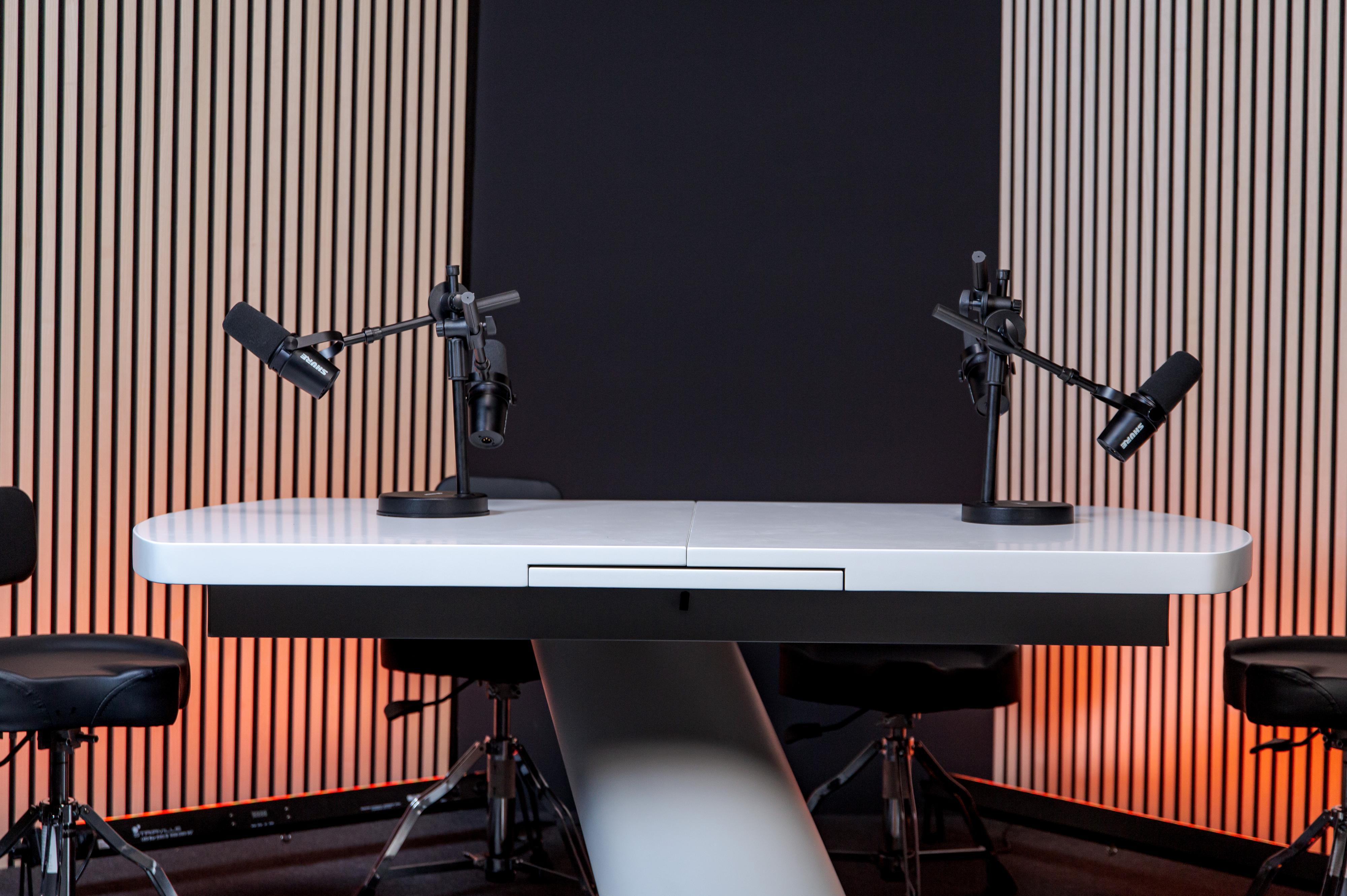 lifeREPORT.TV studio