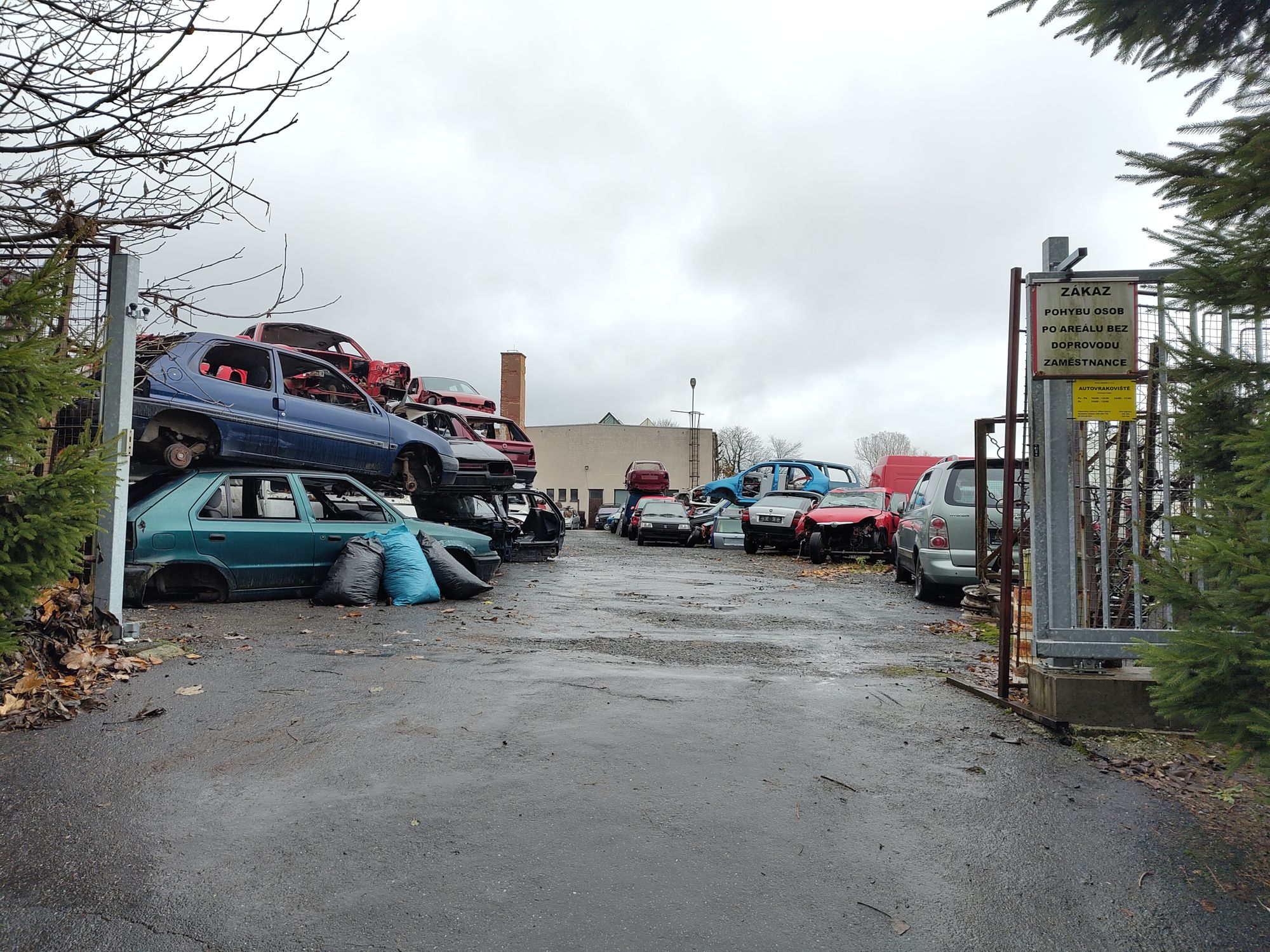 Zelený, s.r.o. - Autovrakoviště