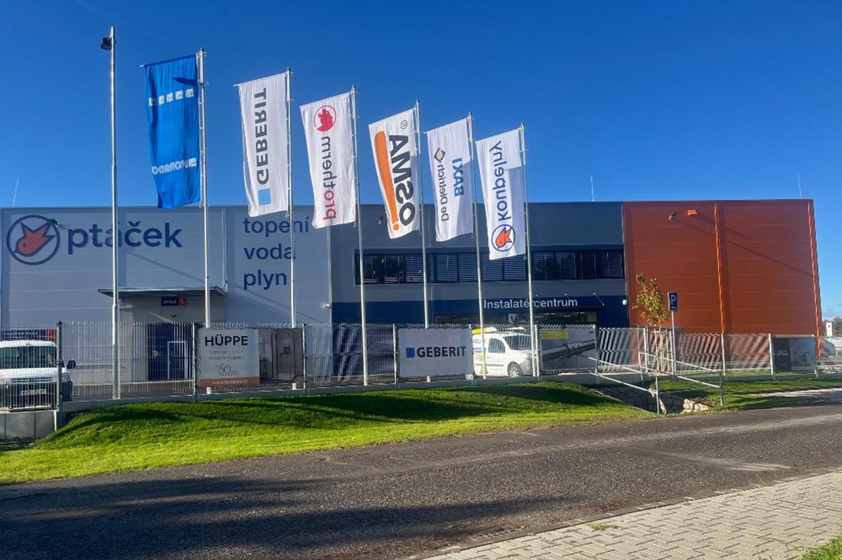 PTÁČEK: topení-voda-plyn