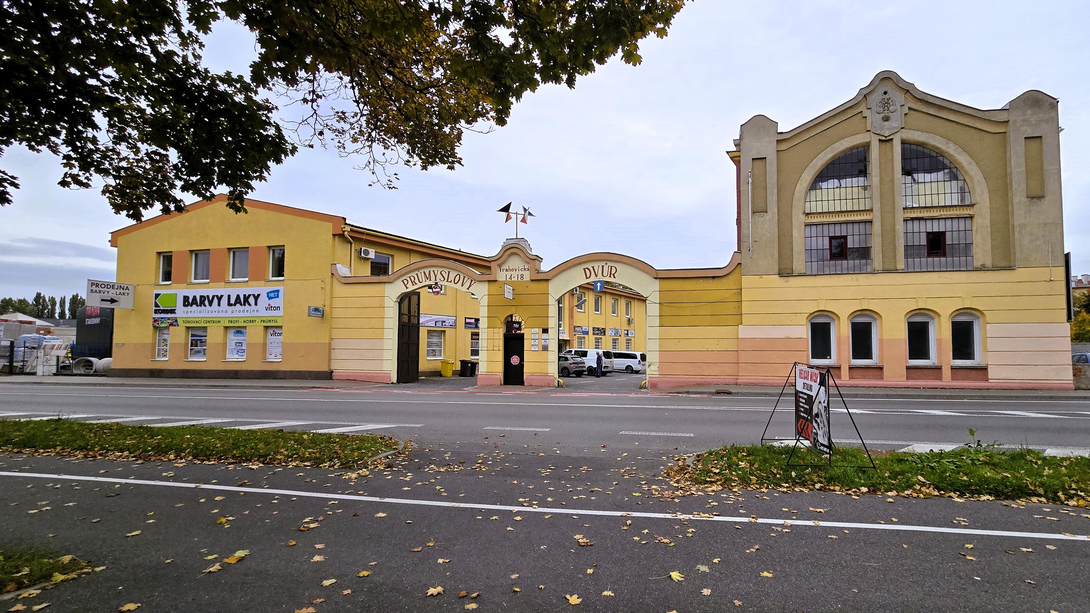 Kordek BARVY - LAKY foto 2