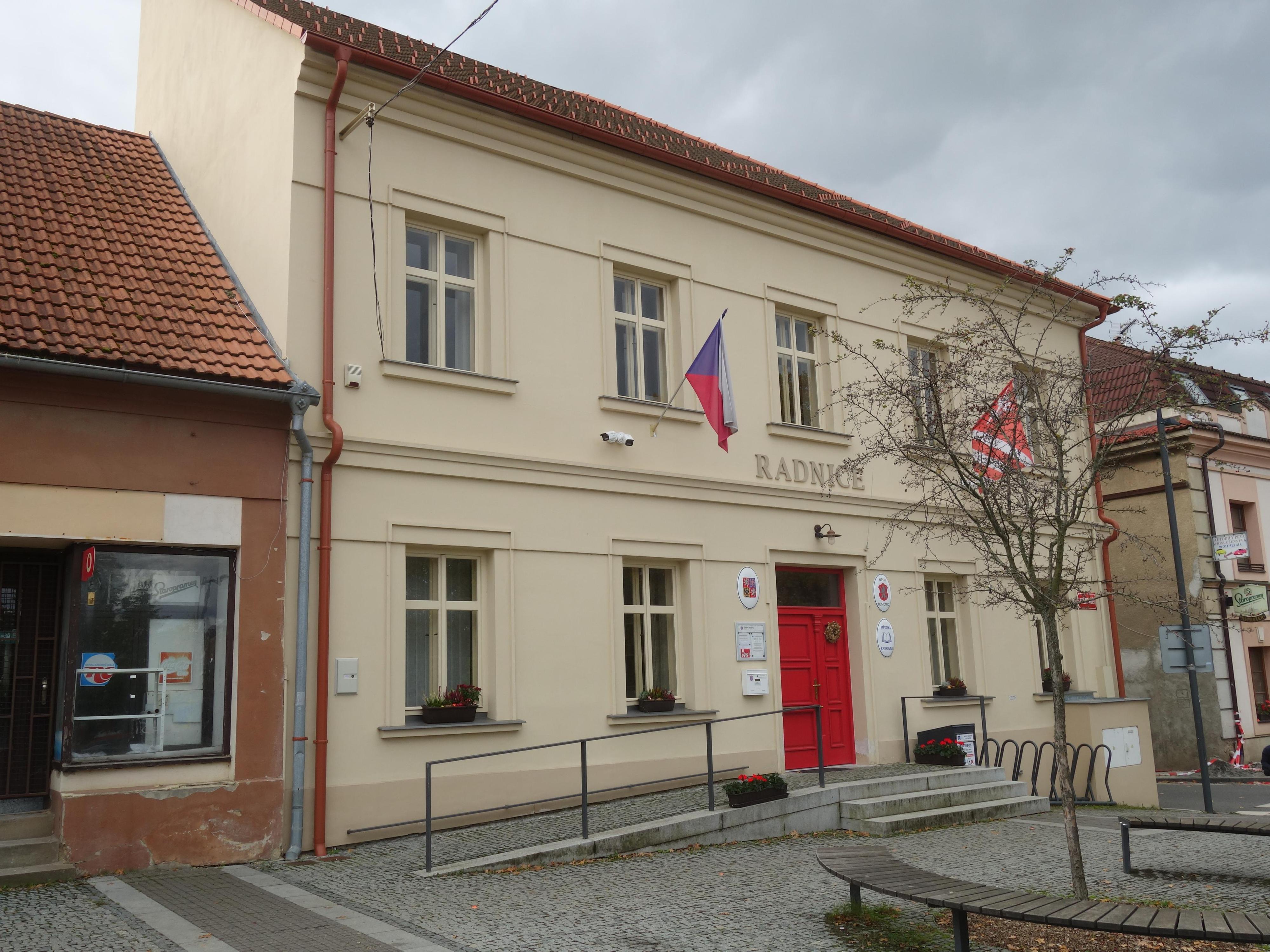 Hostomice - městský úřad foto 5