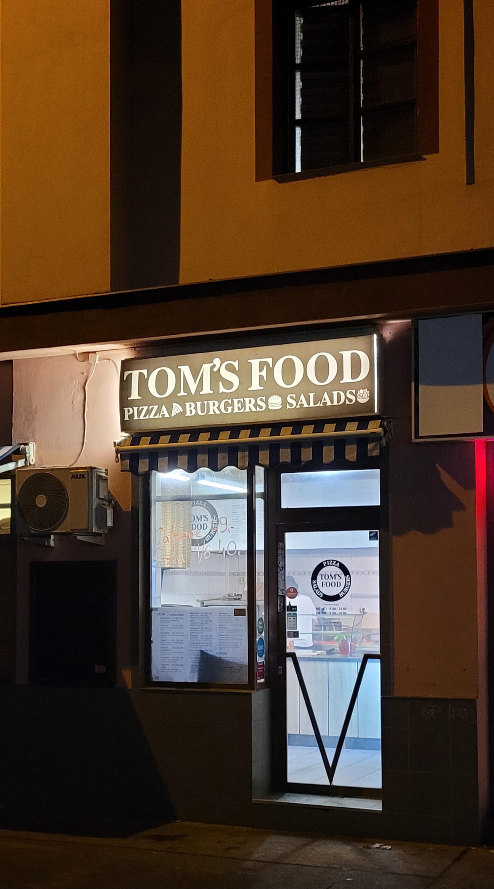 Tom’s Food Restaurace foto 4