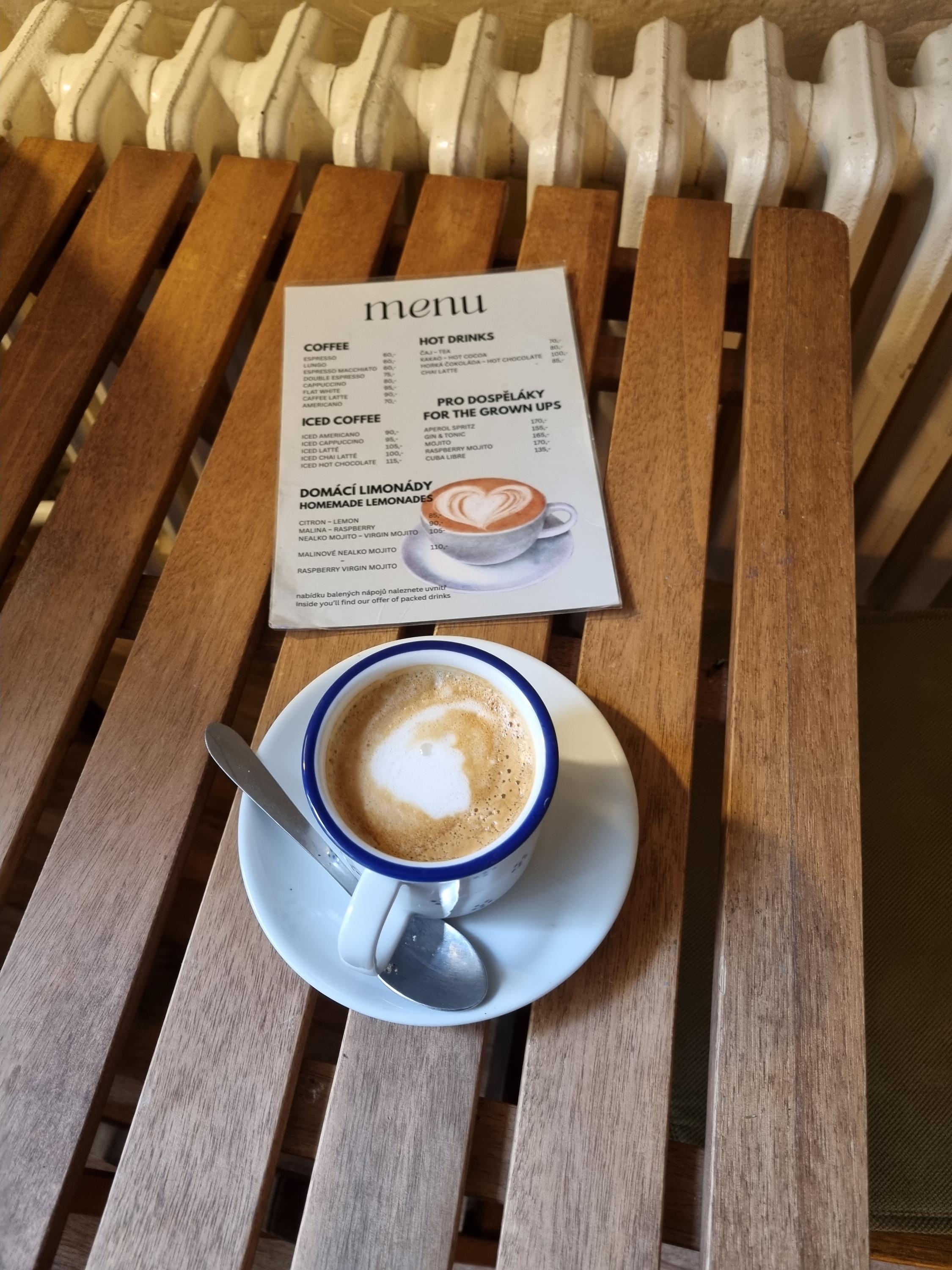 U mámy štrúdl a coffee foto 3