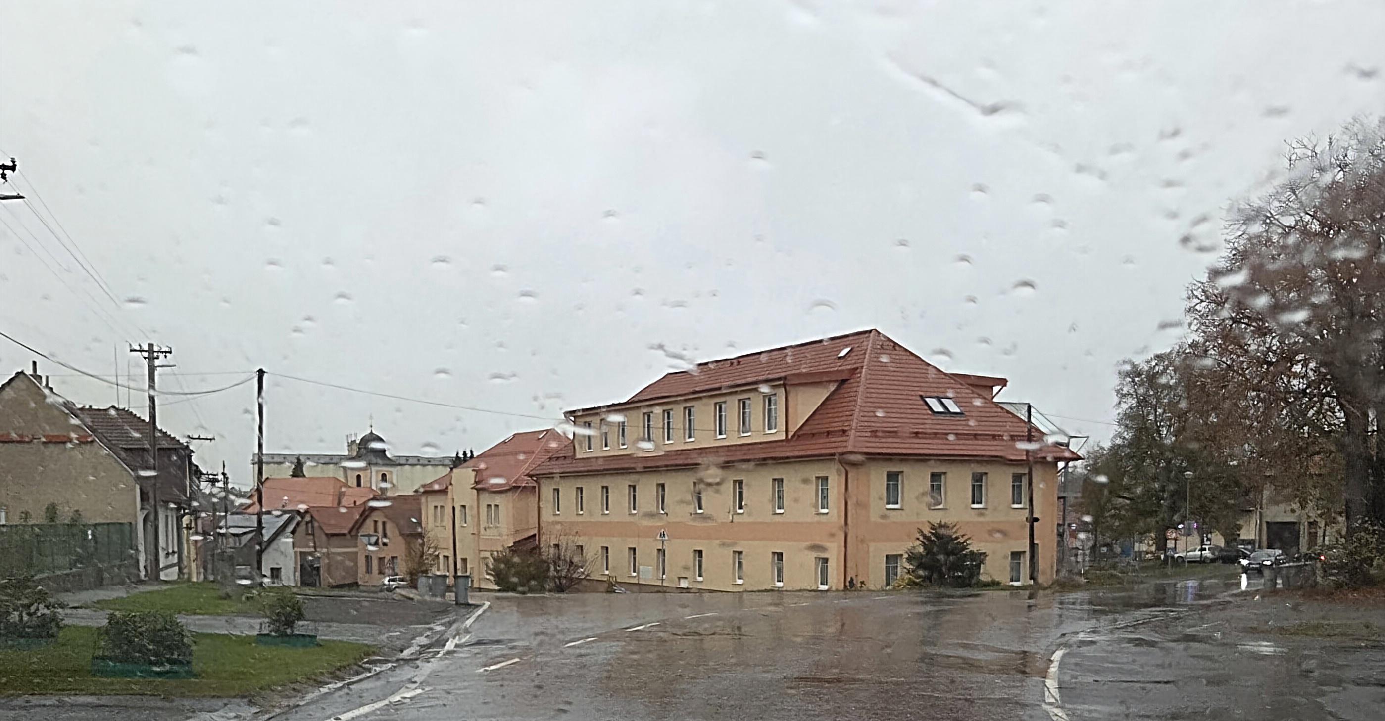 Zdislavice - úřad městyse foto 3