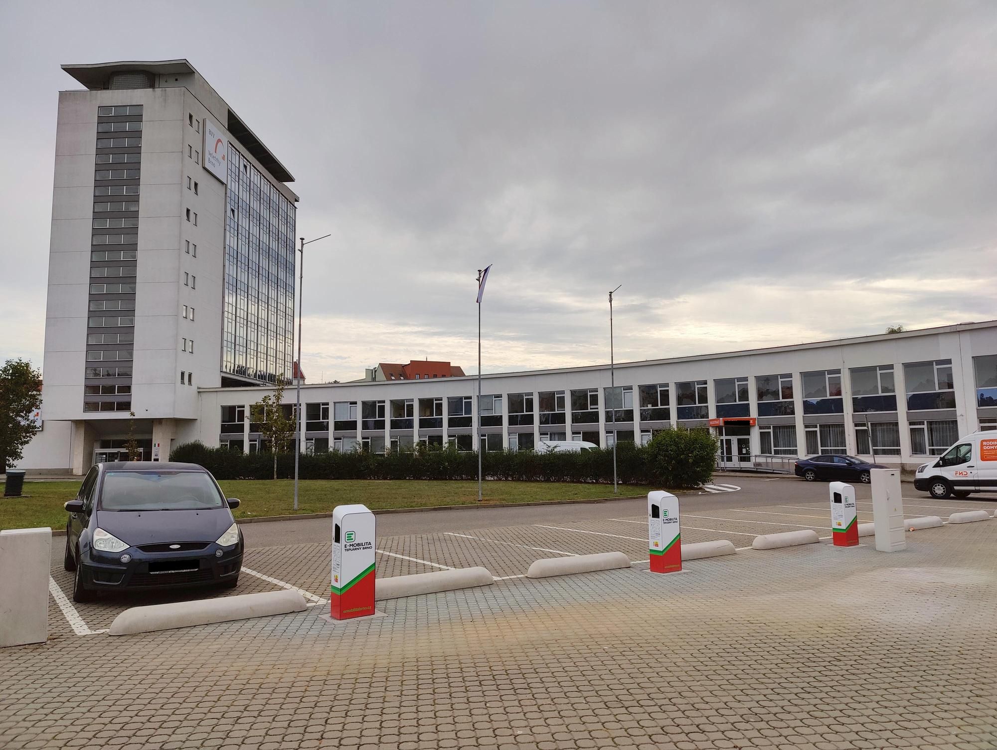 Teplárny Brno, a.s. - nabíjecí stanice foto 2