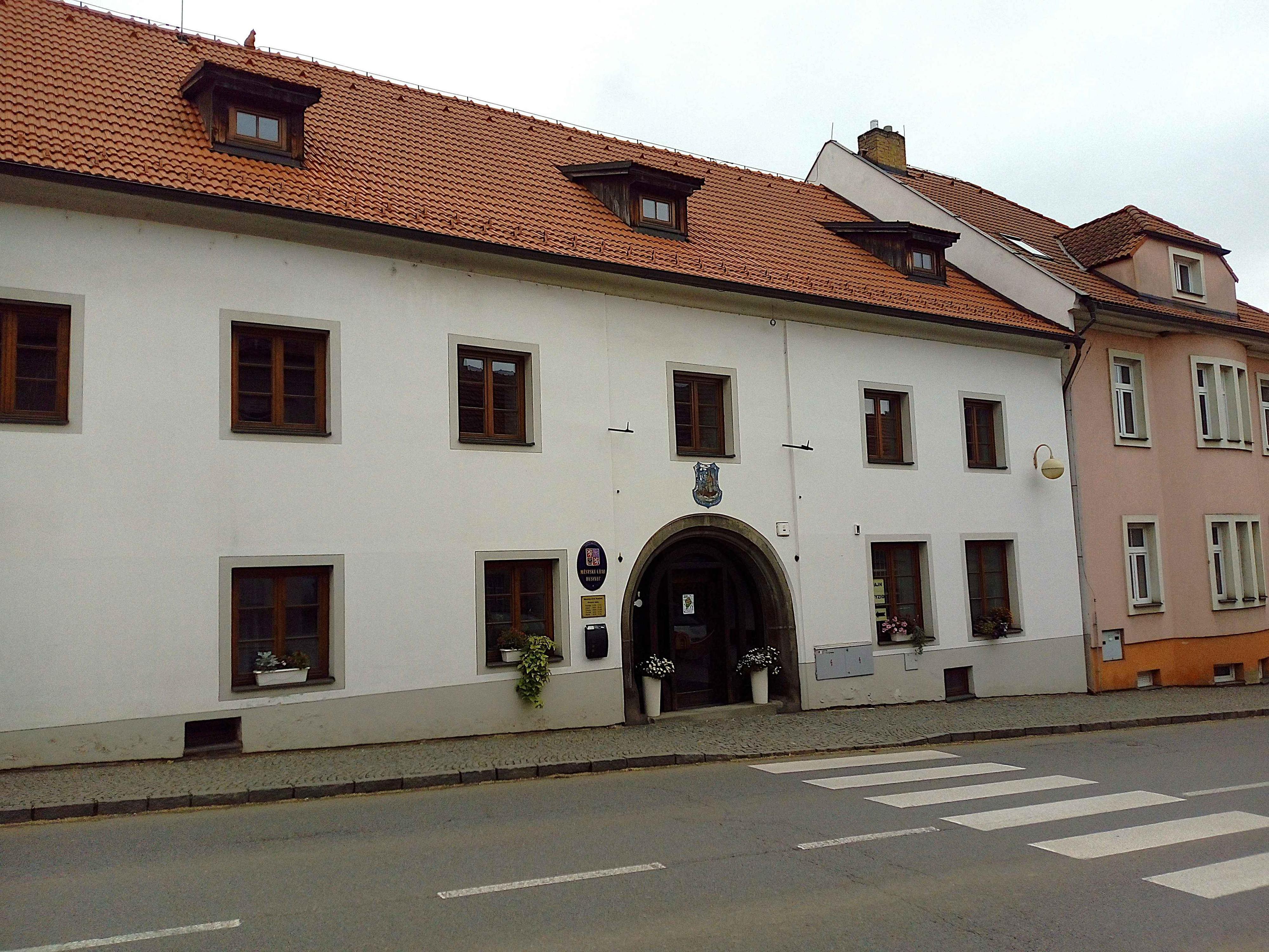 Husinec - městský úřad foto 4