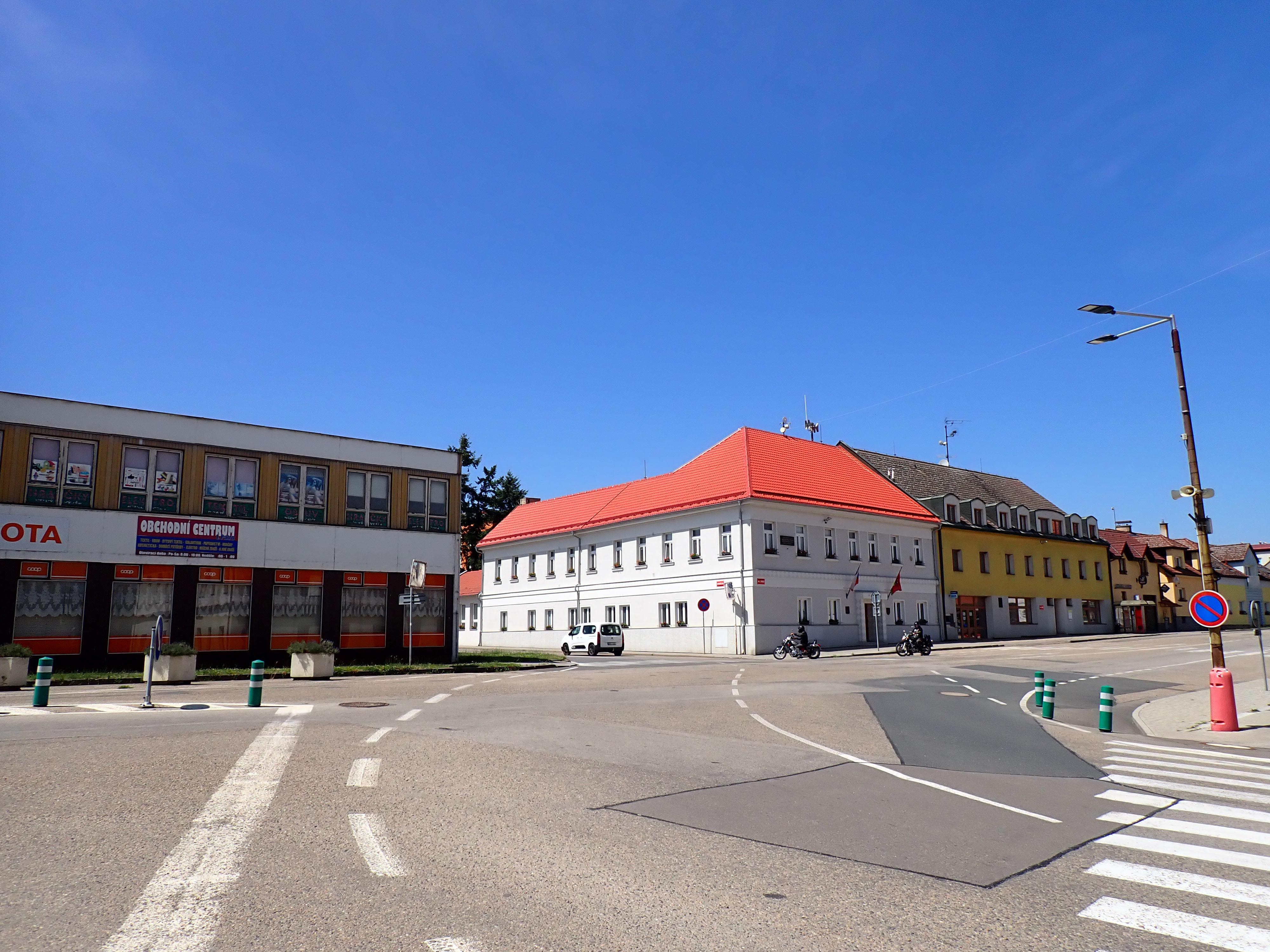 Město Bystřice - městský úřad foto 3