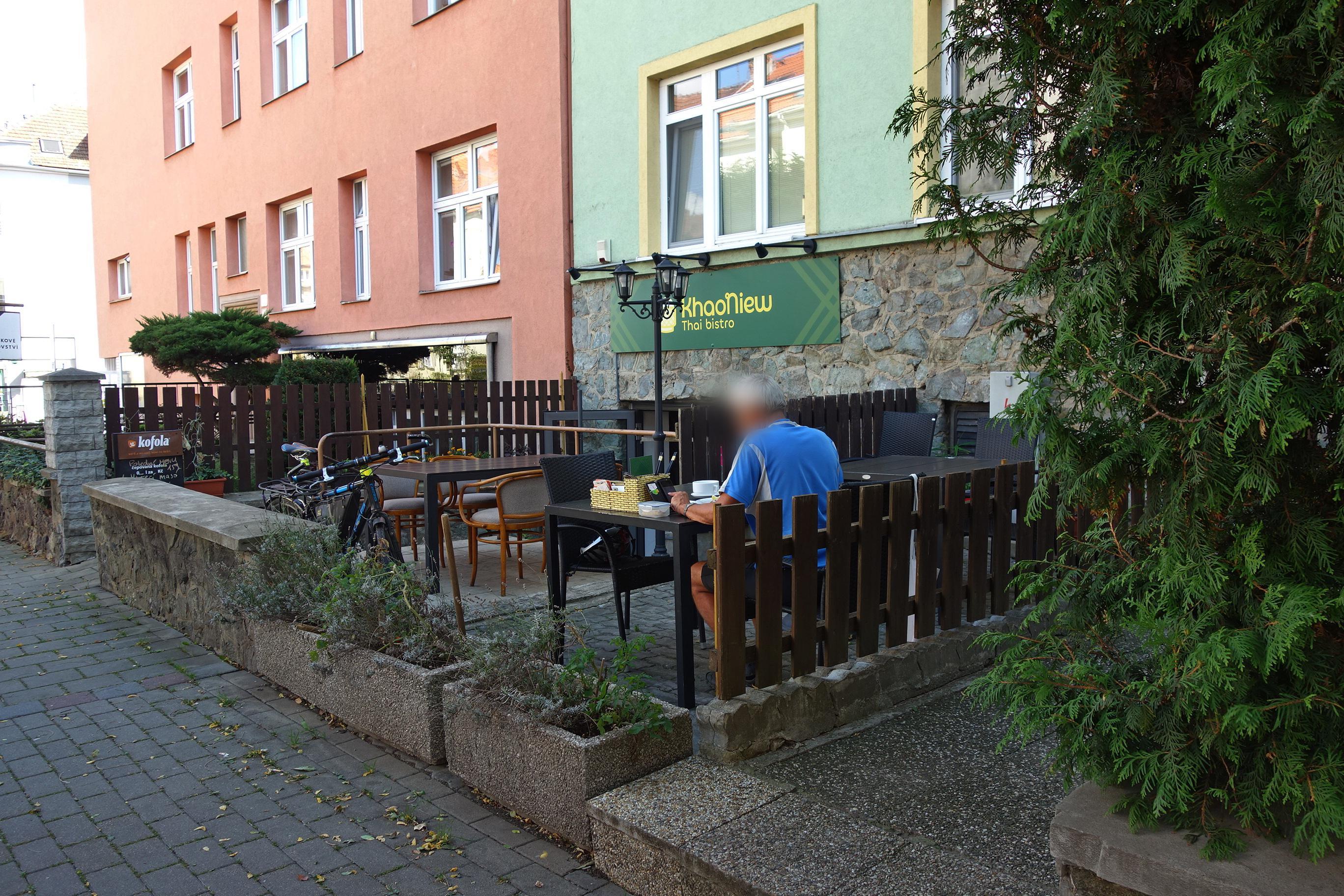 Khaoniew Thai Bistro