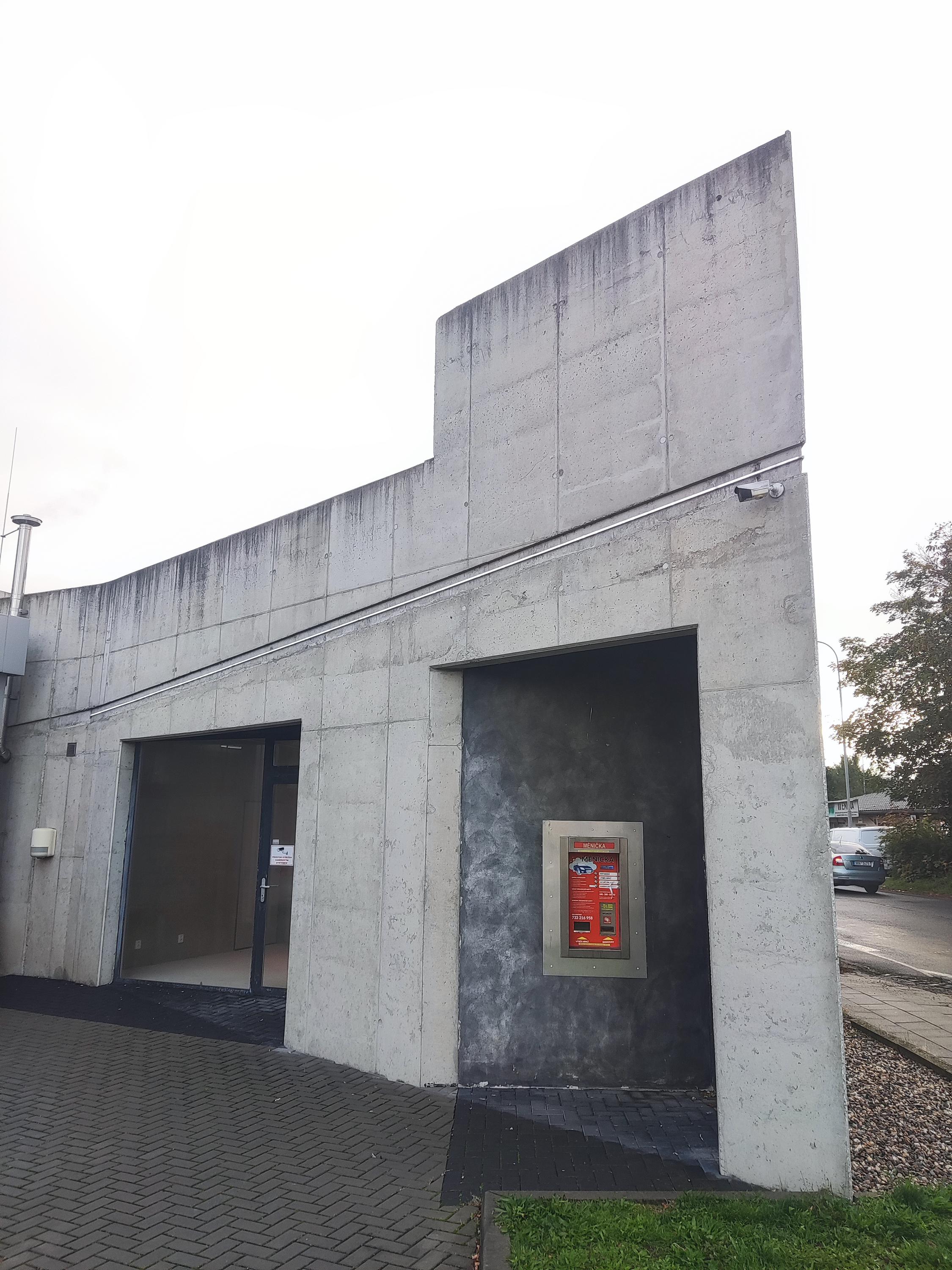 Bezkontaktní myčka Olomouc foto 2