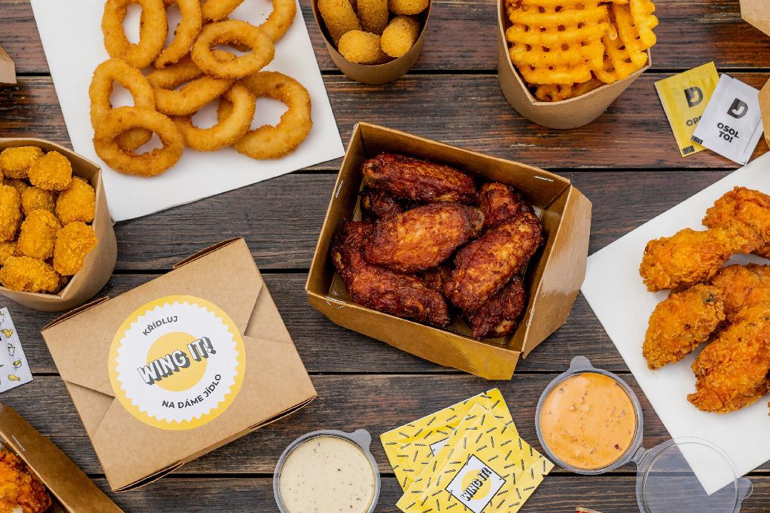 Kuřecí dobroty to je WING IT! OBJEDNÁVEJ HNED ↓