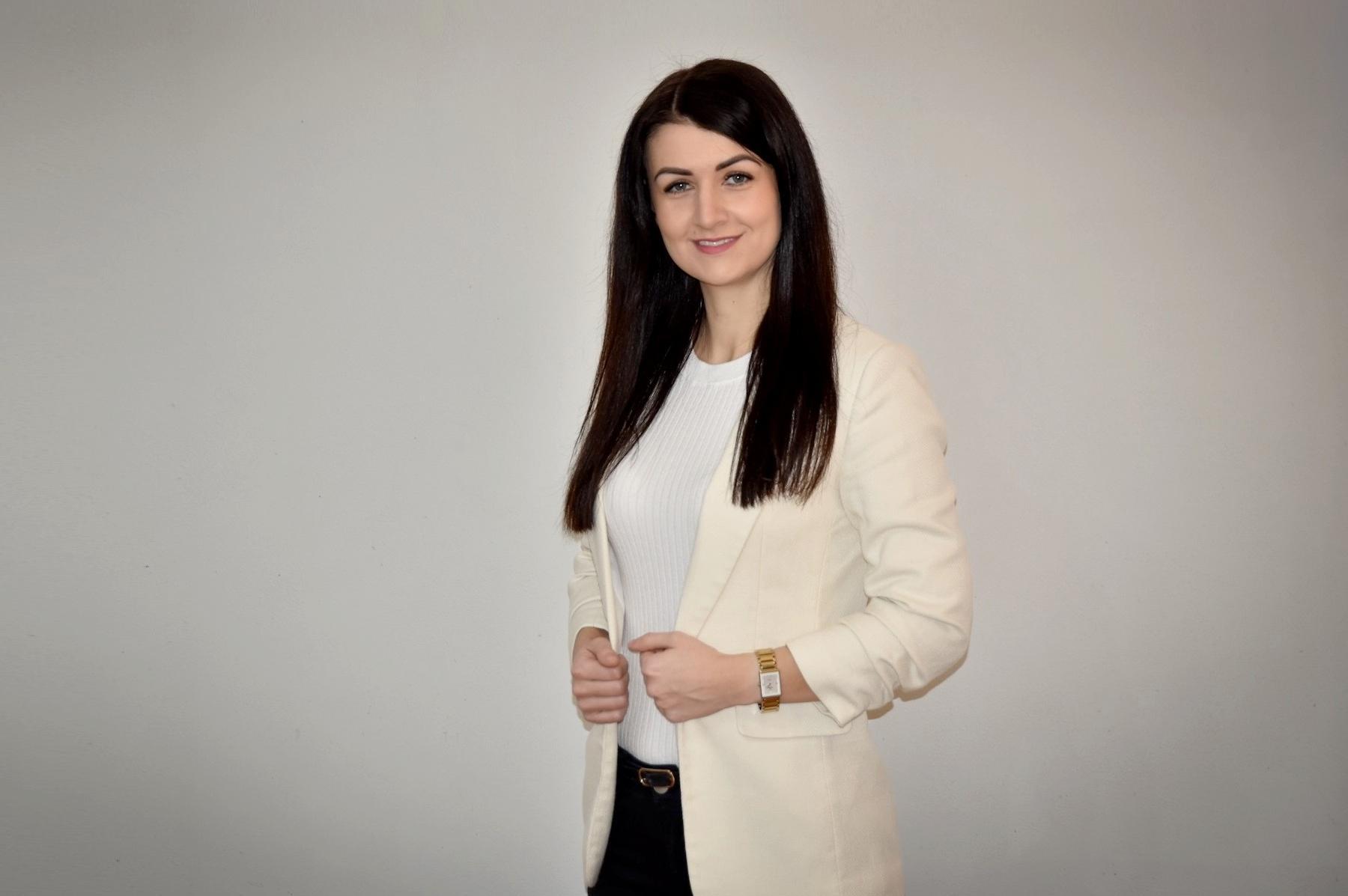 Mgr. Denisa Vostřelová, advokátka