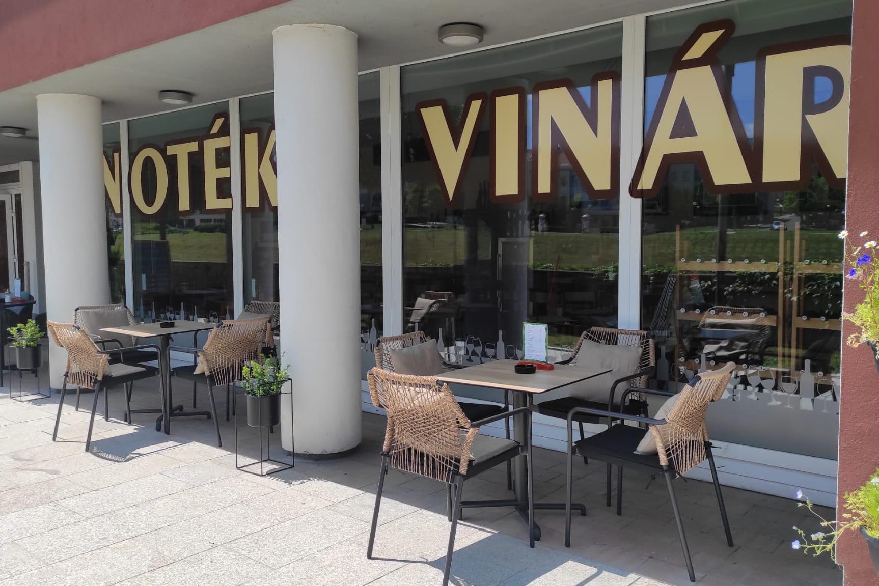 SOVION vinotéka - vinárna