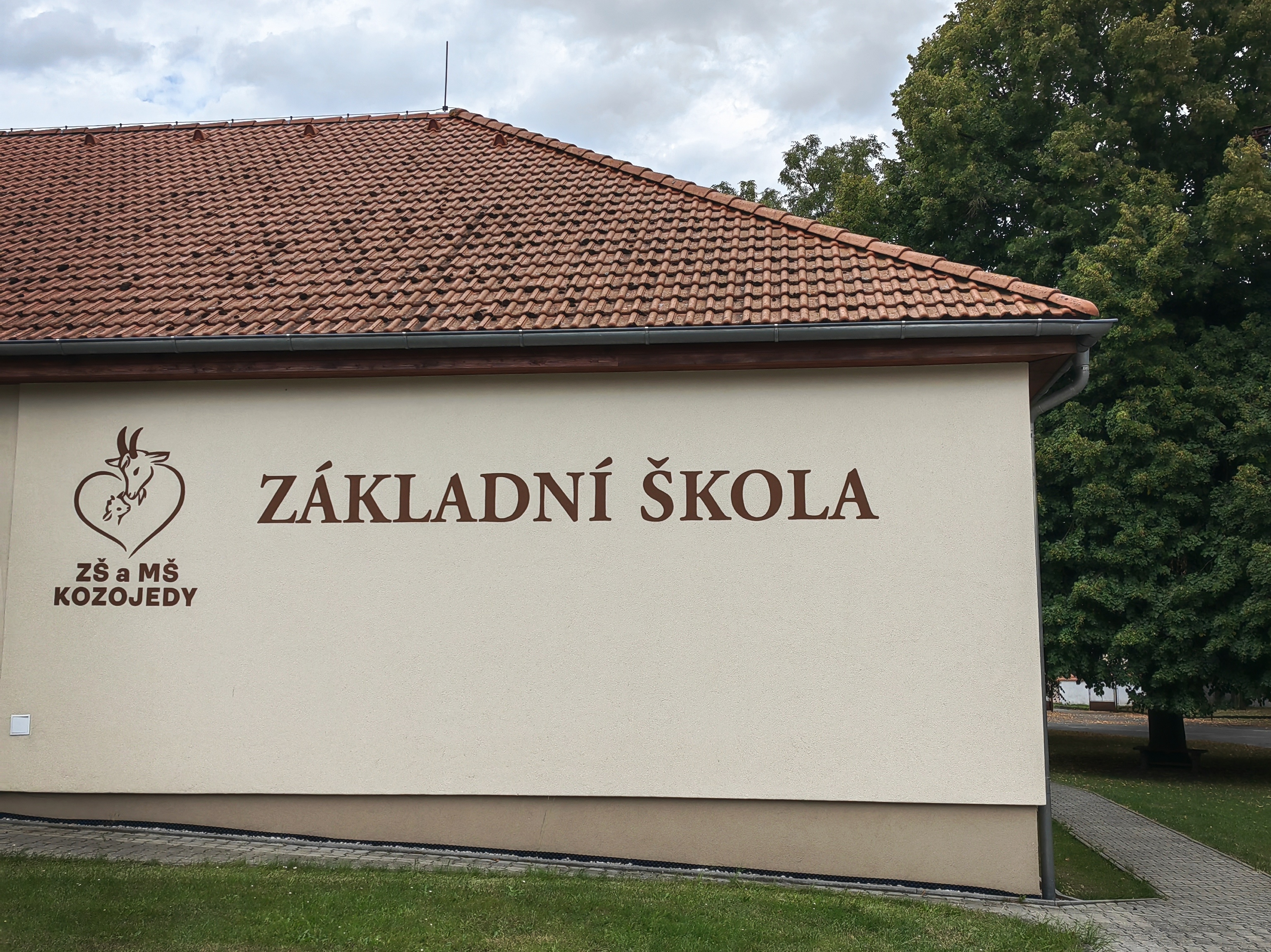 Základní škola a Mateřská škola Kozojedy, okres Plzeň-sever foto 2