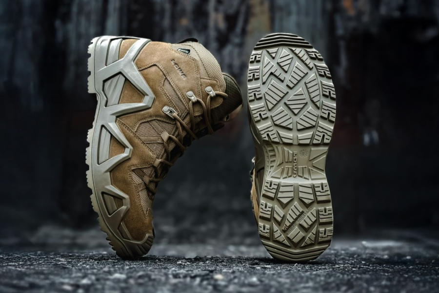 Outdoor a military obuv