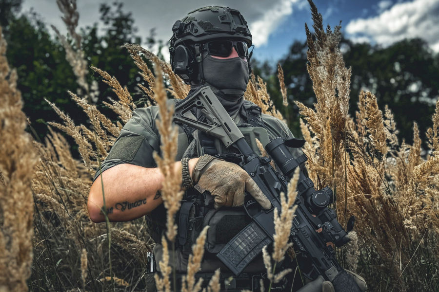 Oblečení pro armádu i do přírody