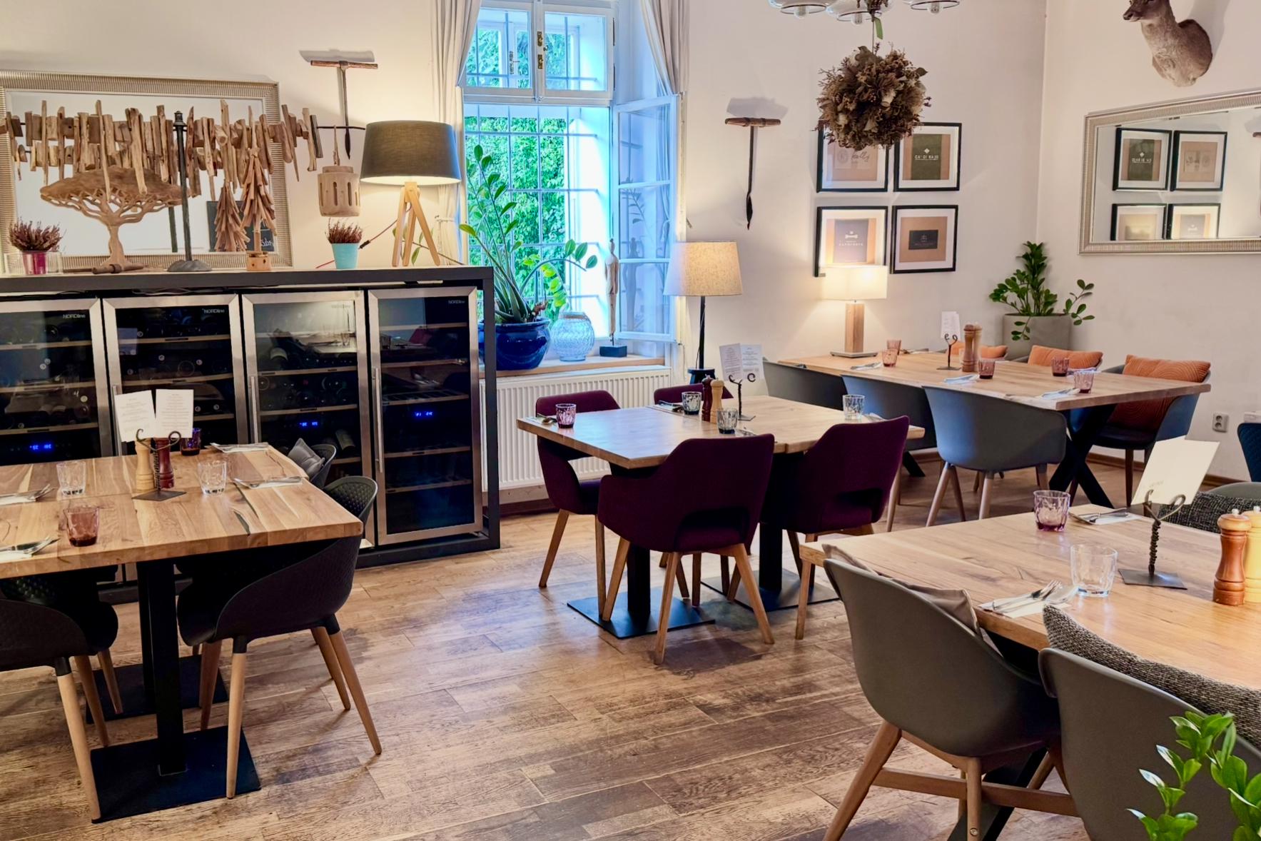 AROMA RESTAURACE NERATOVICE