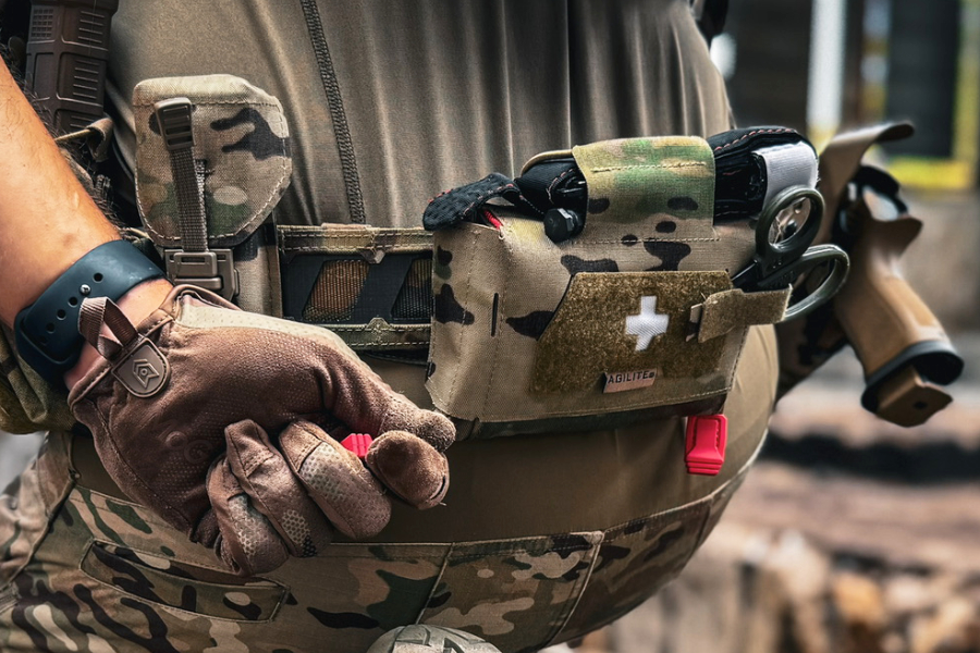 Sumky, pouzdra a další taktické vybavení