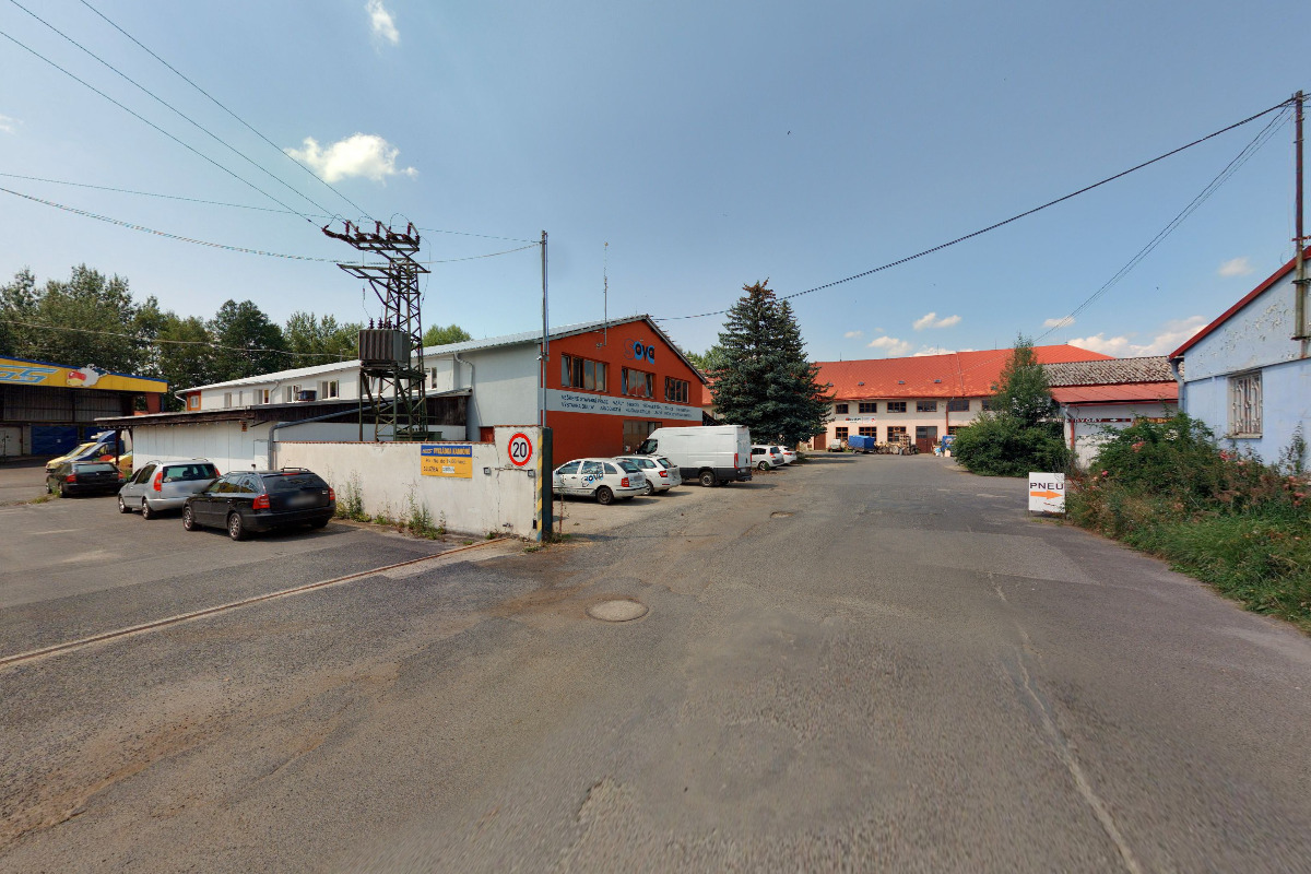 SOVA - foukaná izolace foto 3