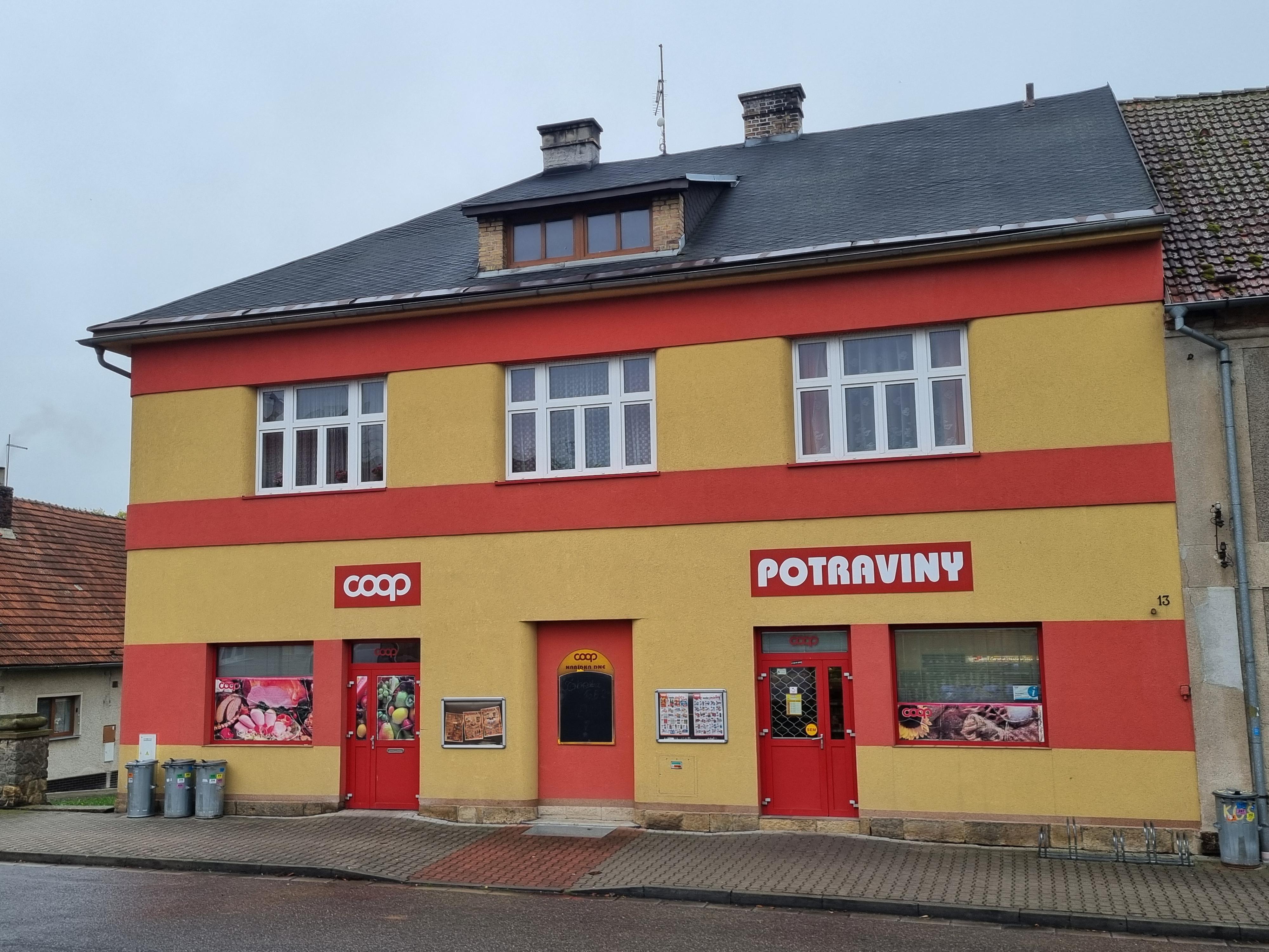 Jednota, spotřební družstvo Nová Paka - COOP foto 2