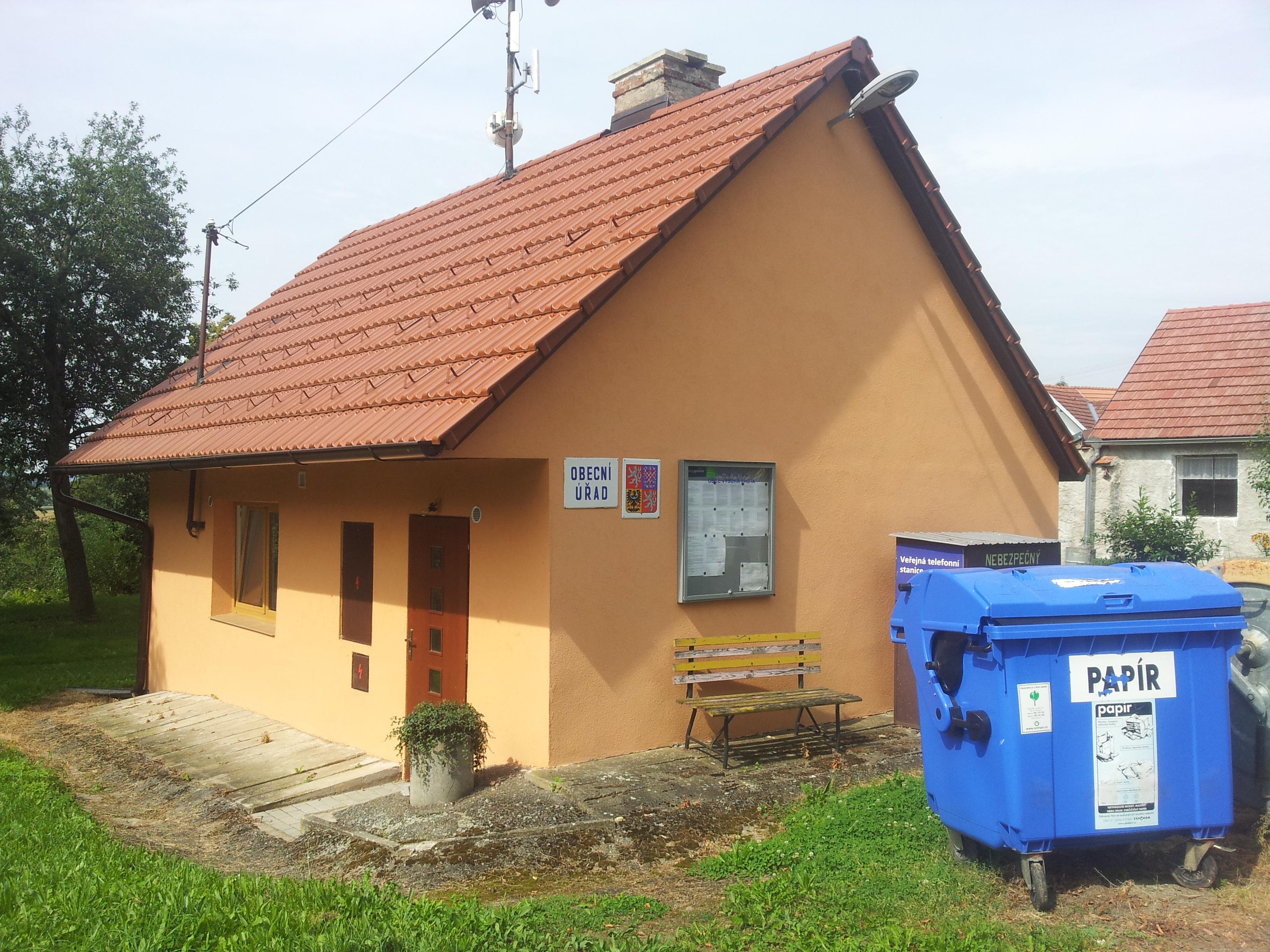Vysoká Lhota - obecní úřad foto 2