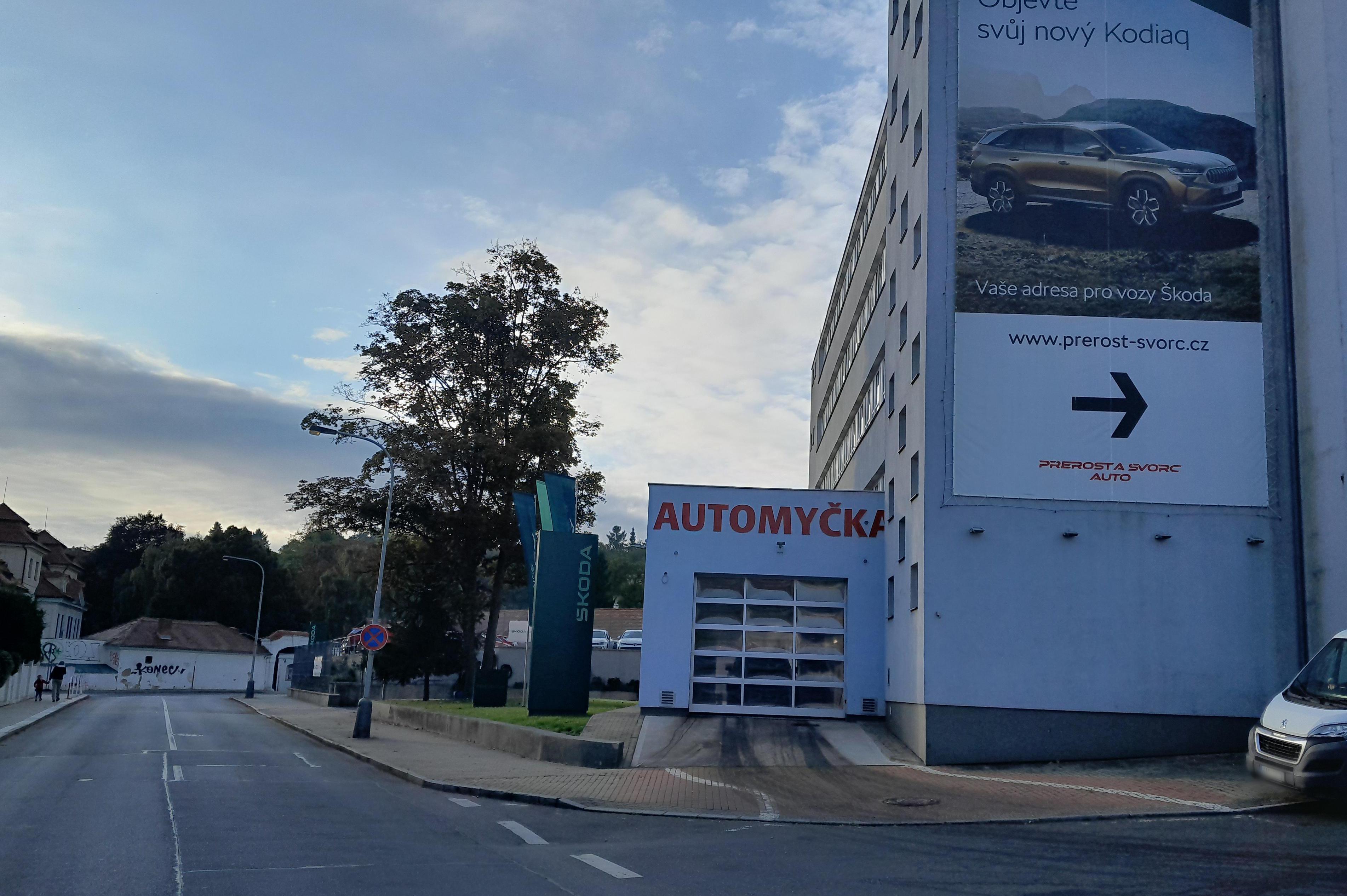 PŘEROST A ŠVORC AUTO - automyčka