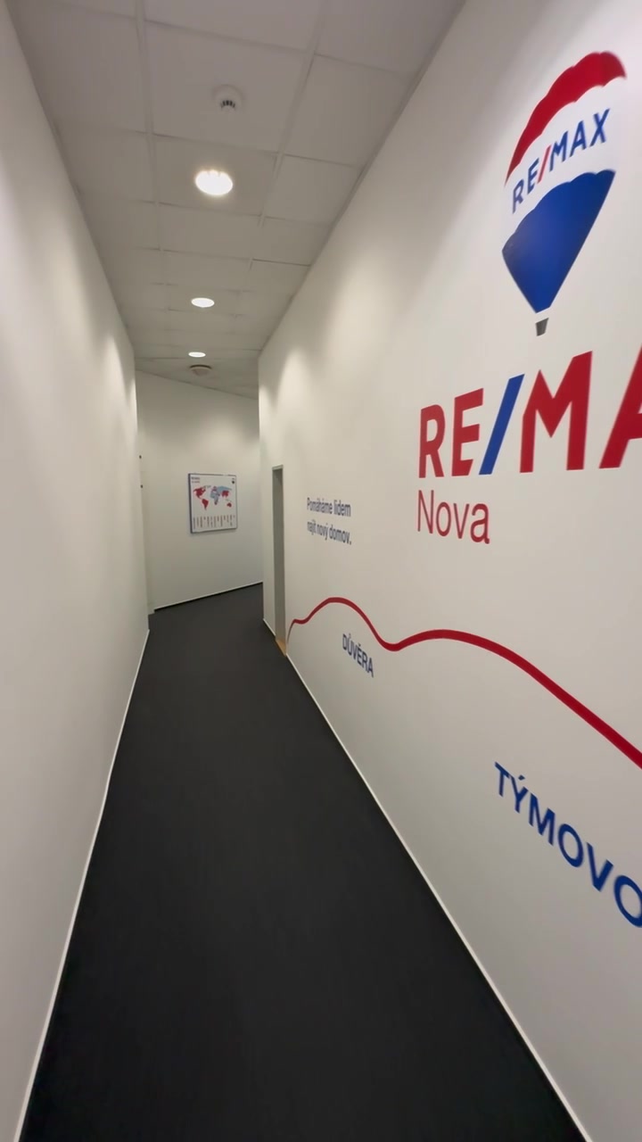 REMAX Nova foto 2 (náhled videa)