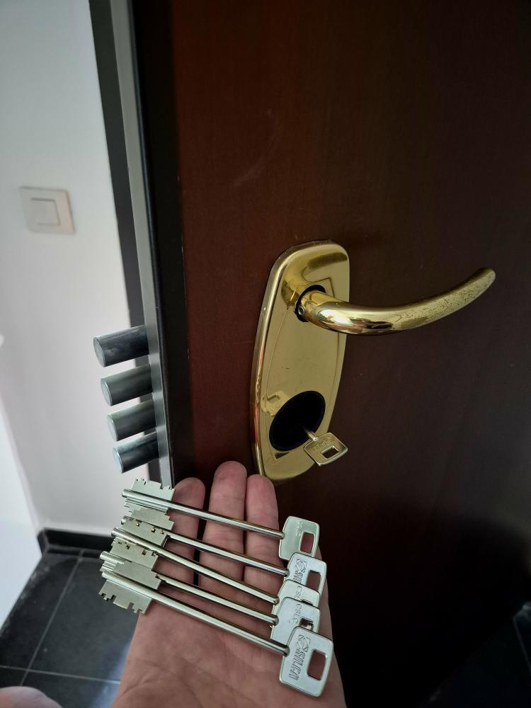 ZÁMEČNICTVÍ KEY-SERVICE s.r.o. foto 2