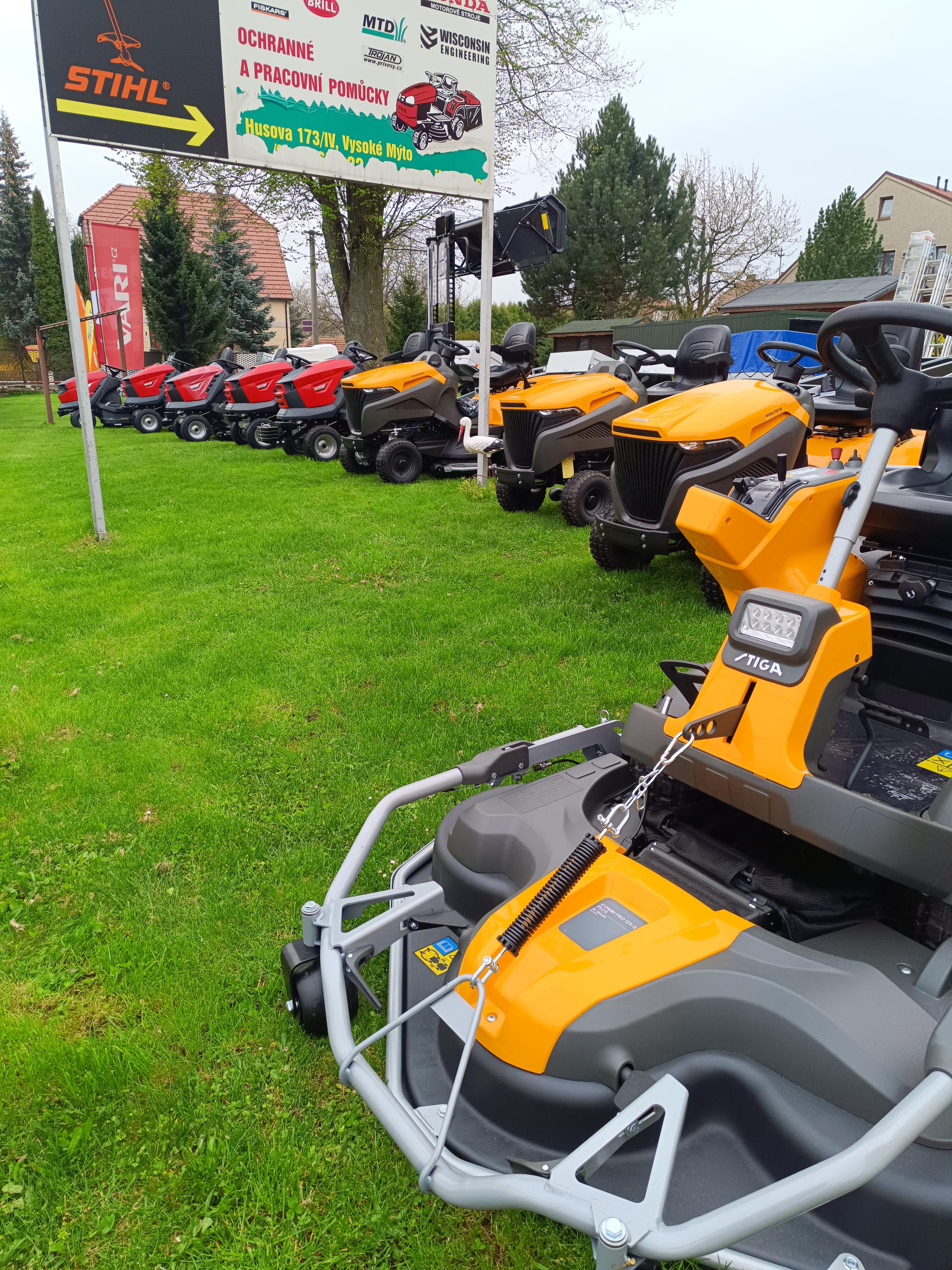 Zahradní technika Děd foto 2