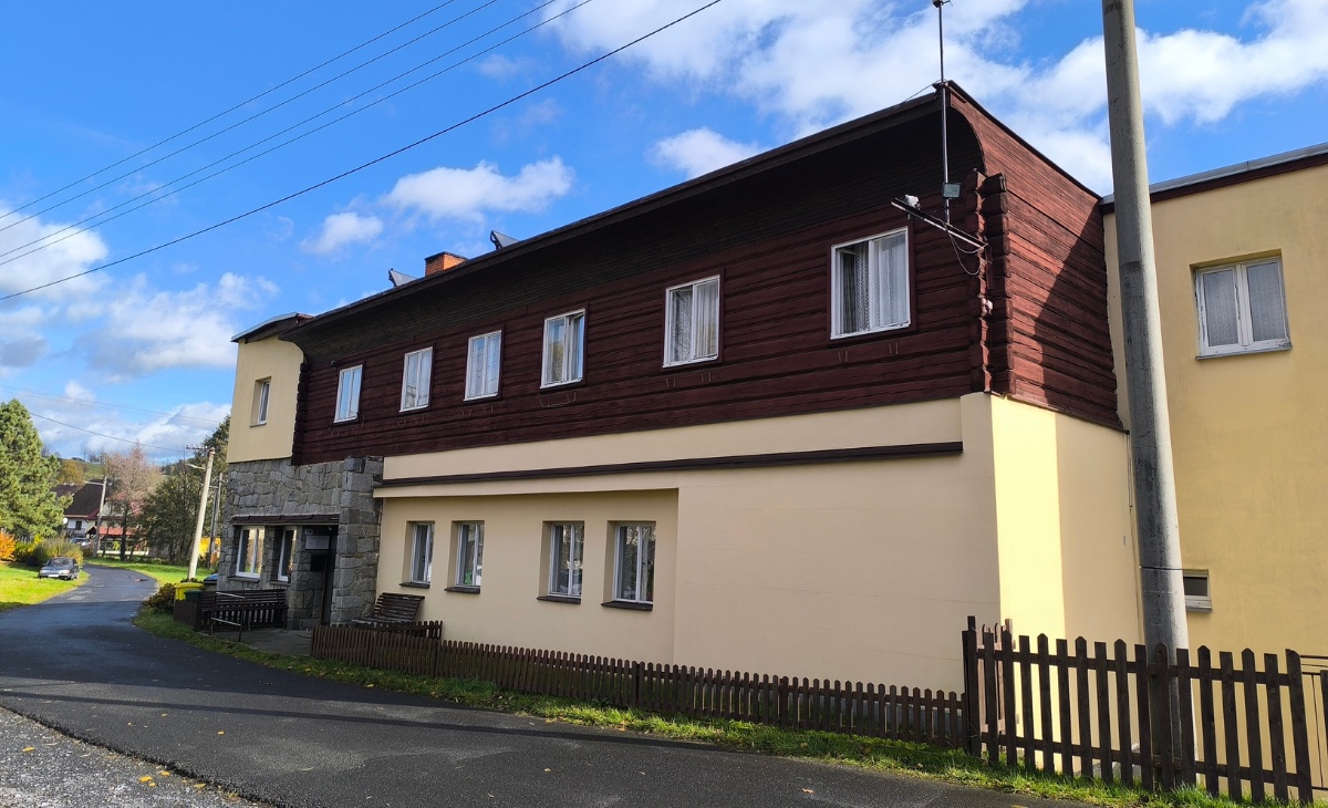 Rekreační objekt UKV Karlovice - Ubytování Jeseníky