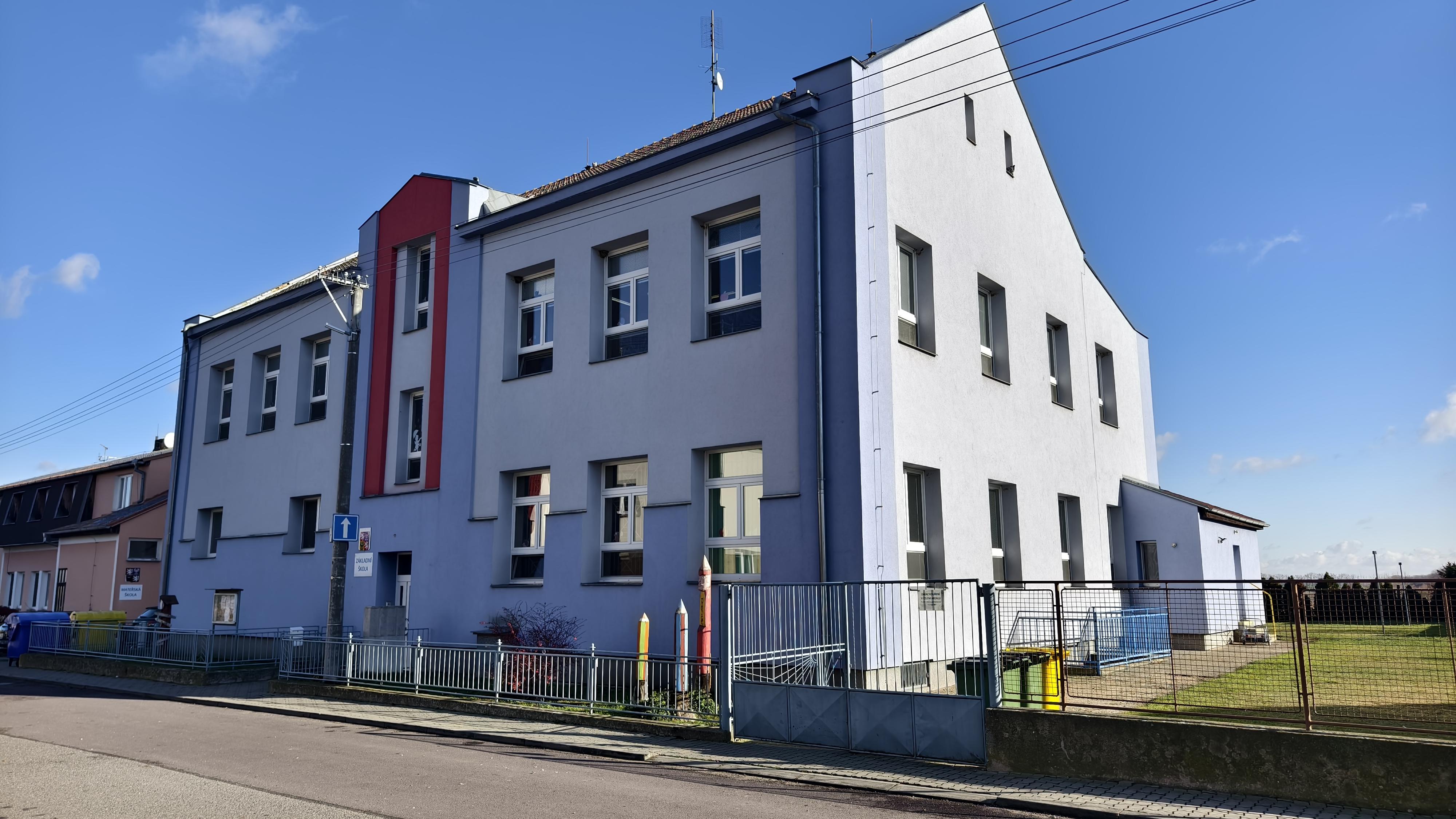 ZŠ Jiřice u Miroslavi foto 1