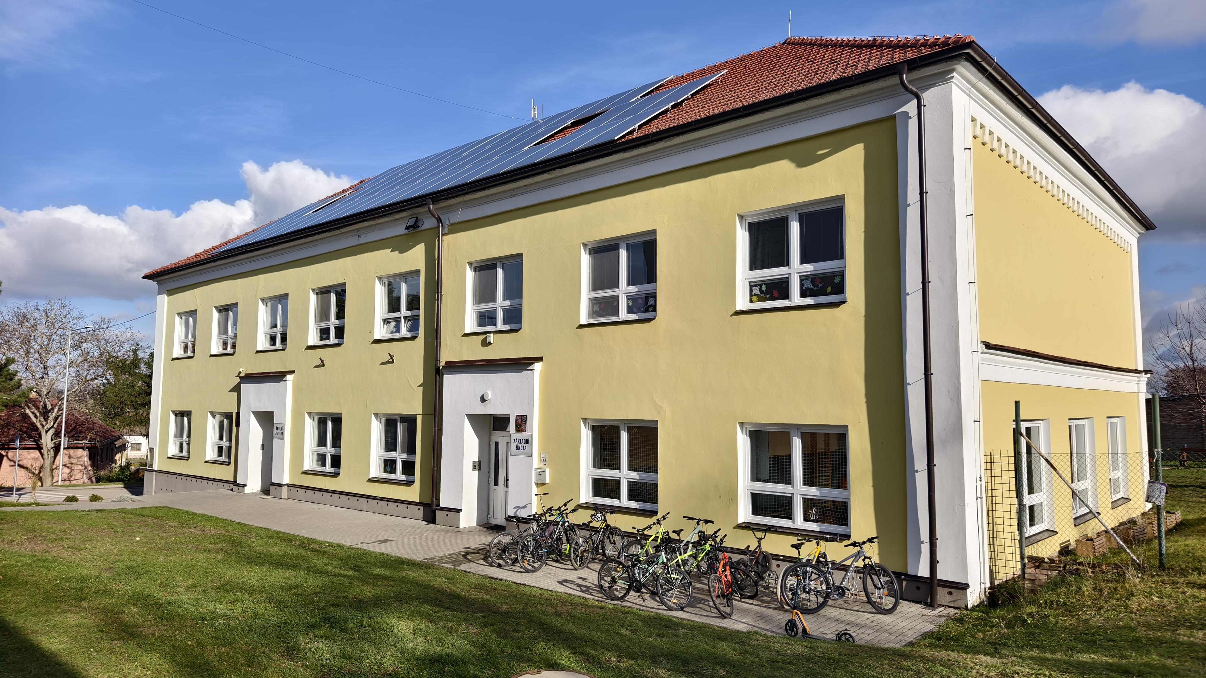 ZŠ a MŠ Troskotovice