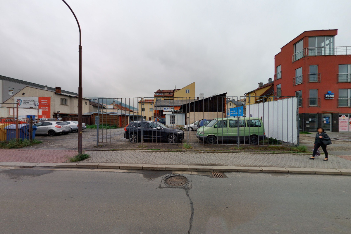 Karel Mikuš - Autodíly