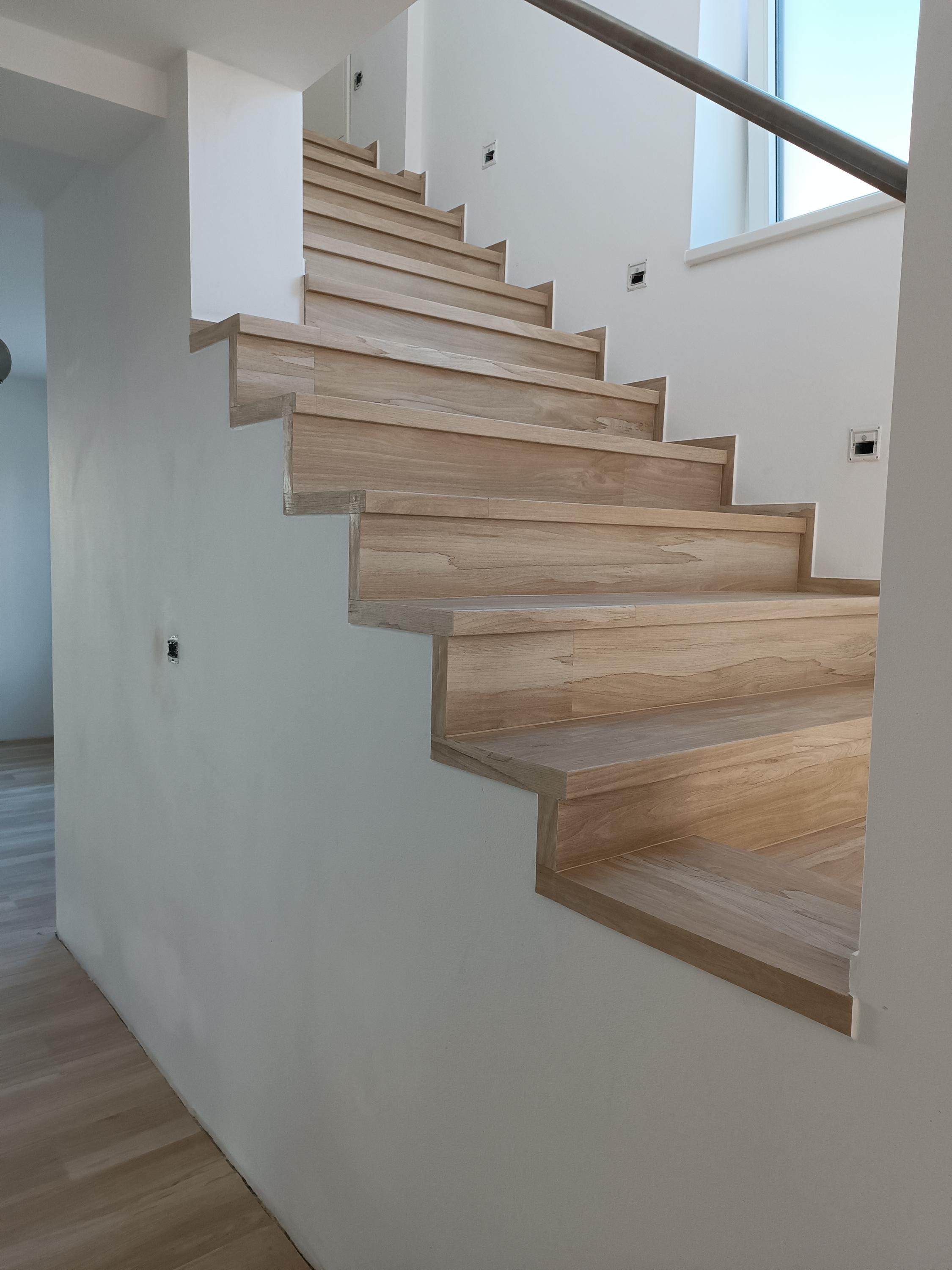 Luboš Hrubý /Podlahy_Hruby_ foto 2