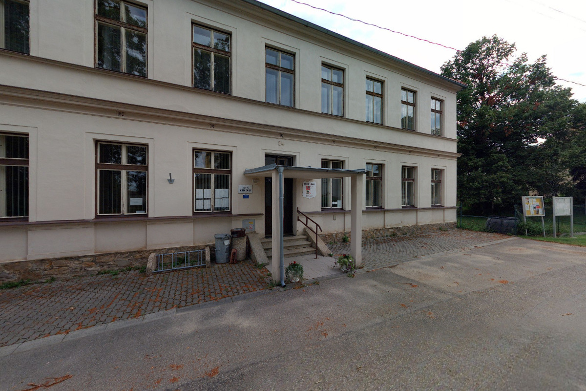 Bošilec - obecní úřad foto 6