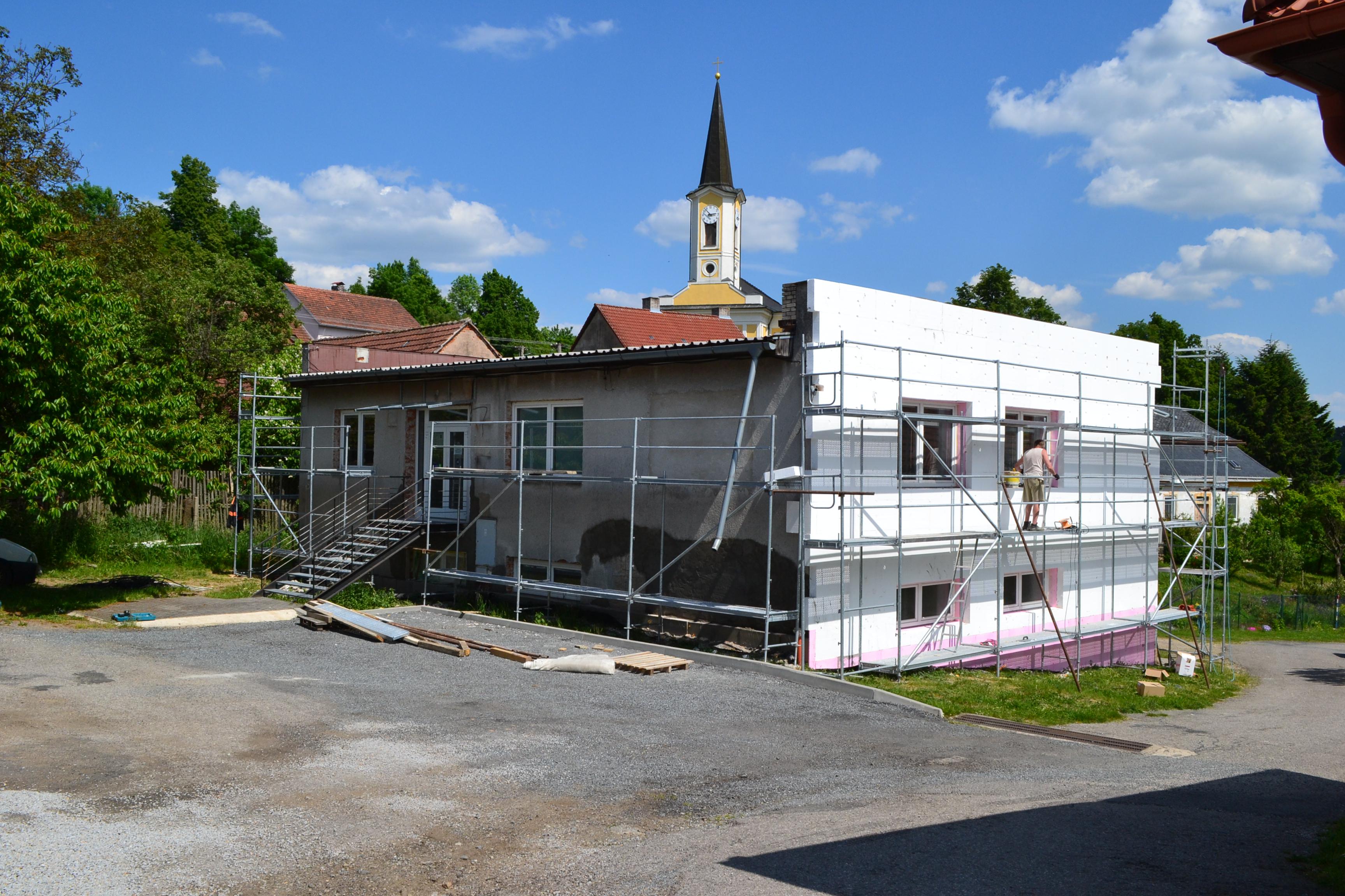 Benetice - obecní úřad foto 3