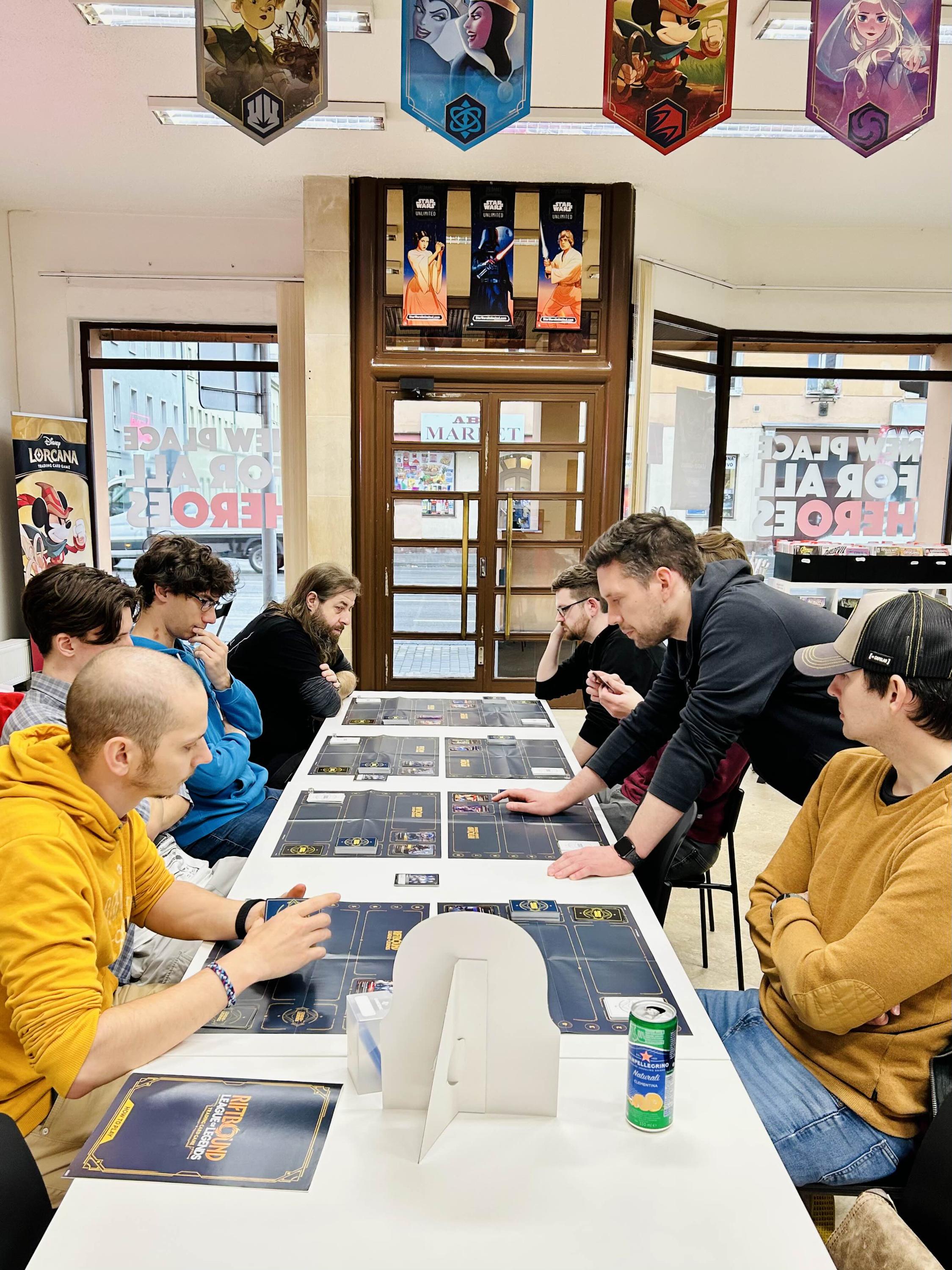 HERO Comics foto 5