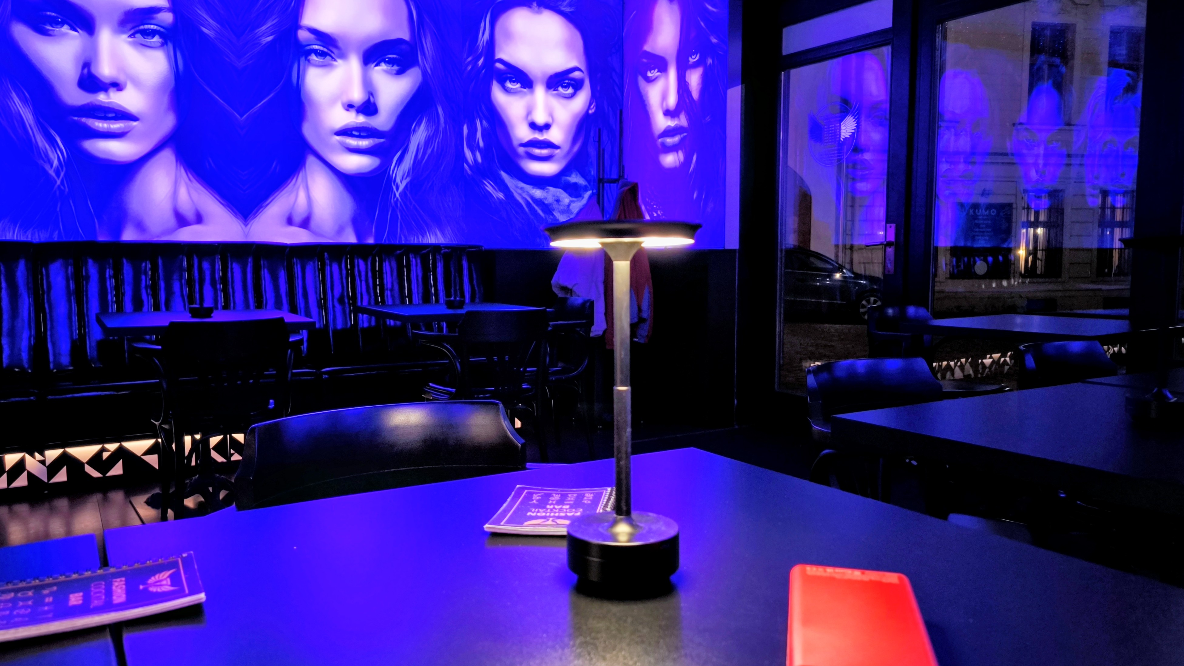 Fashion Cocktail bar