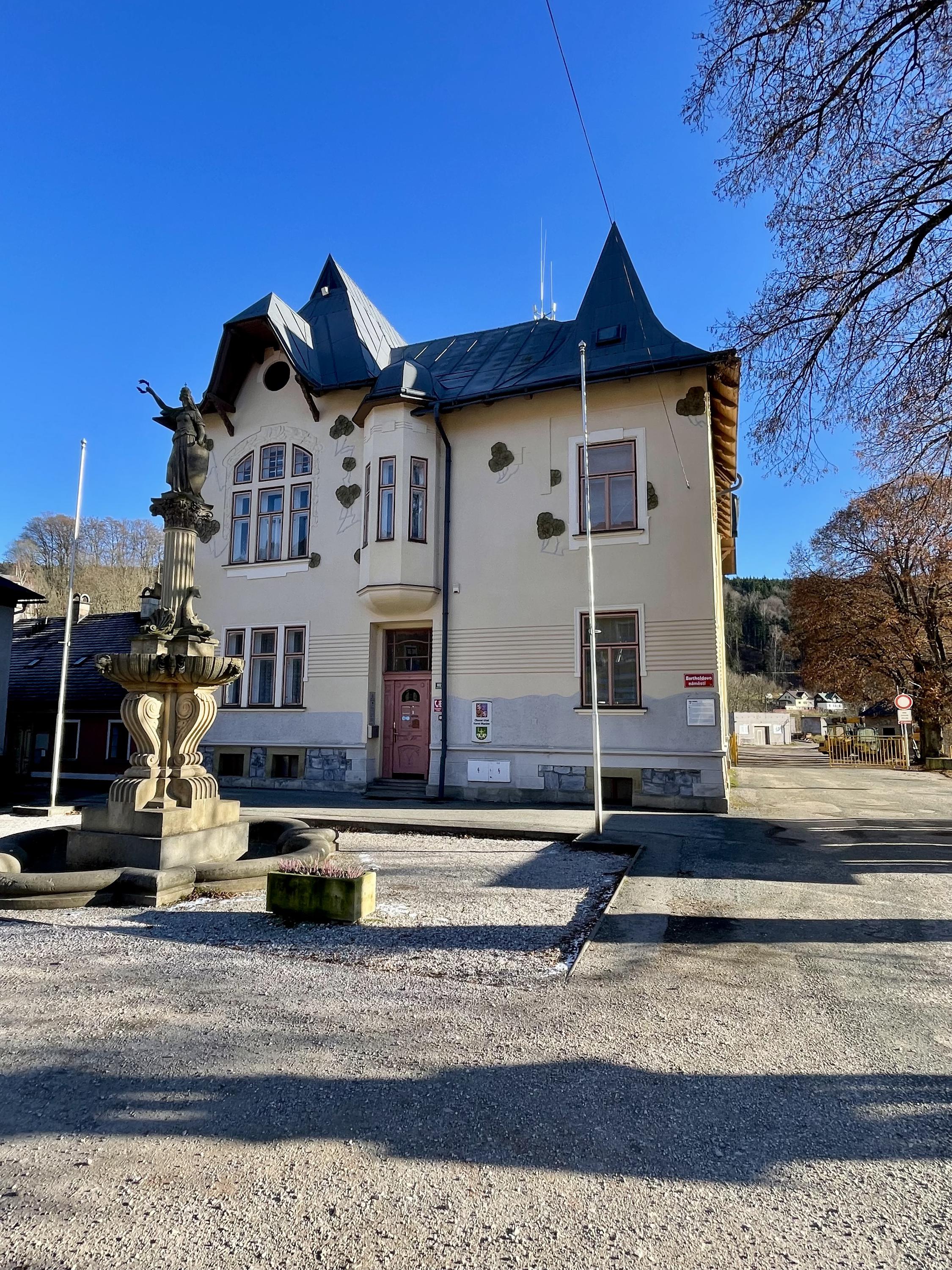 Horní Maršov - obecní úřad foto 6