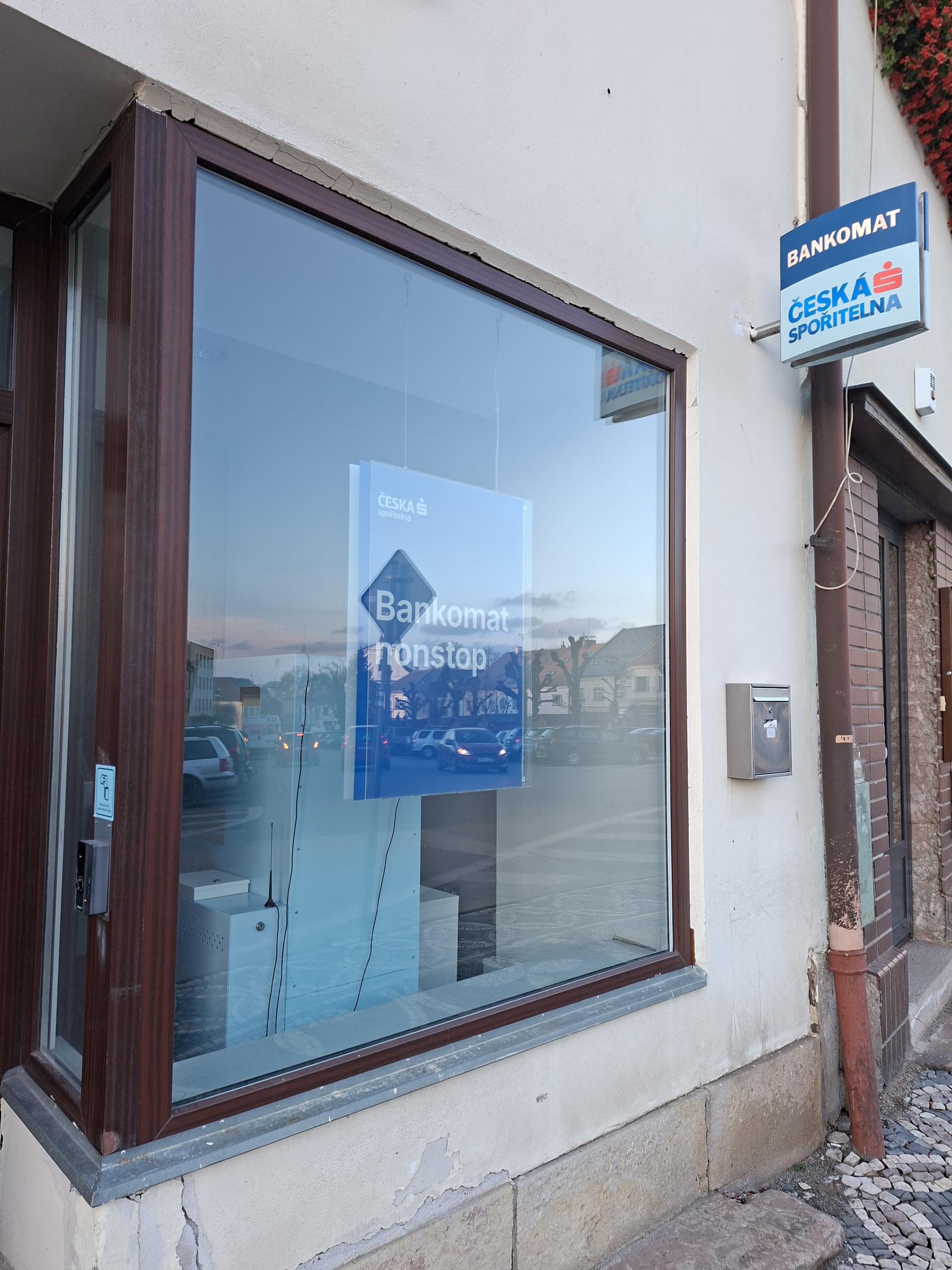 Bankomat České spořitelny foto 3