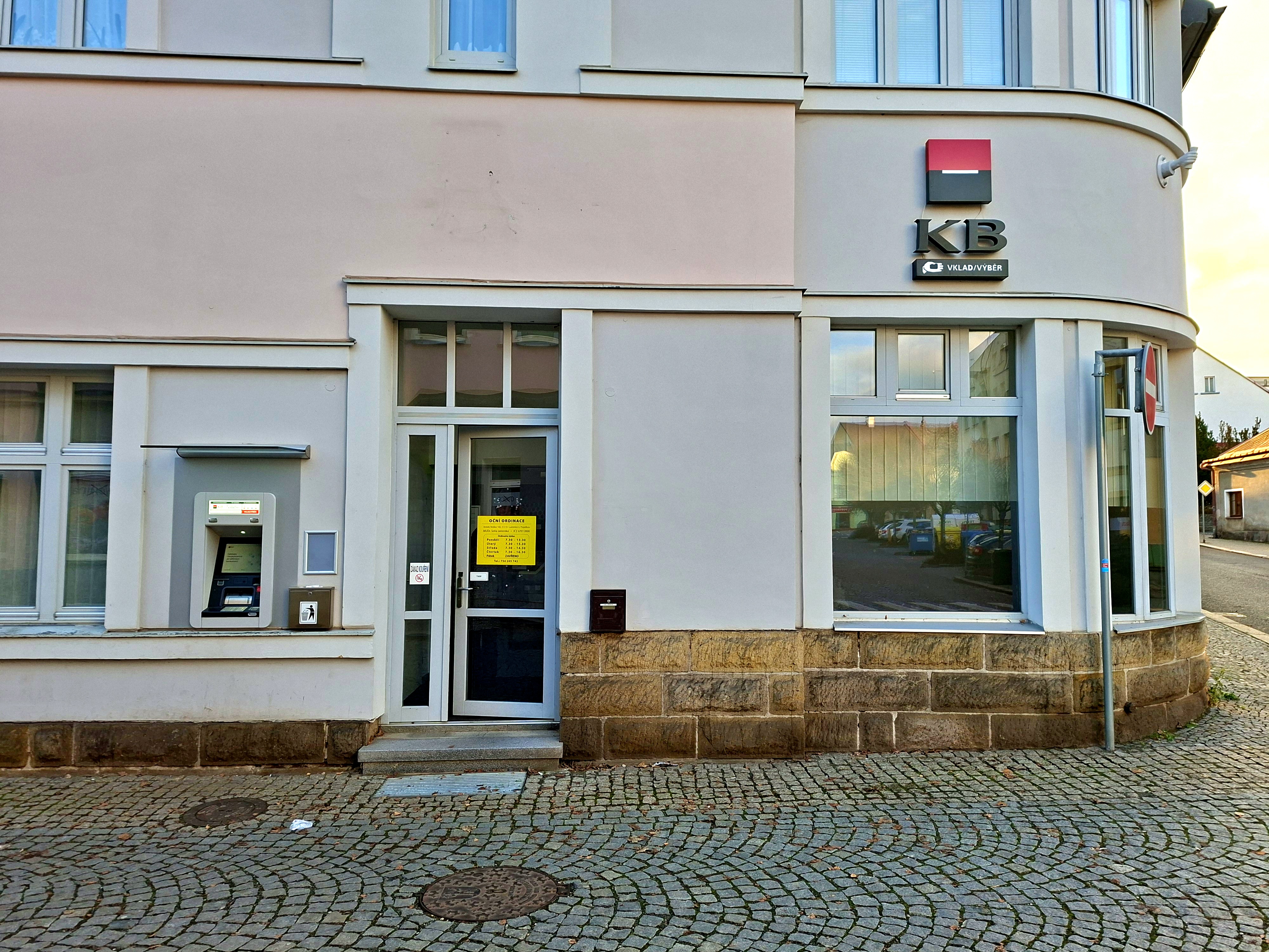 Bankomat Komerční banky foto 5