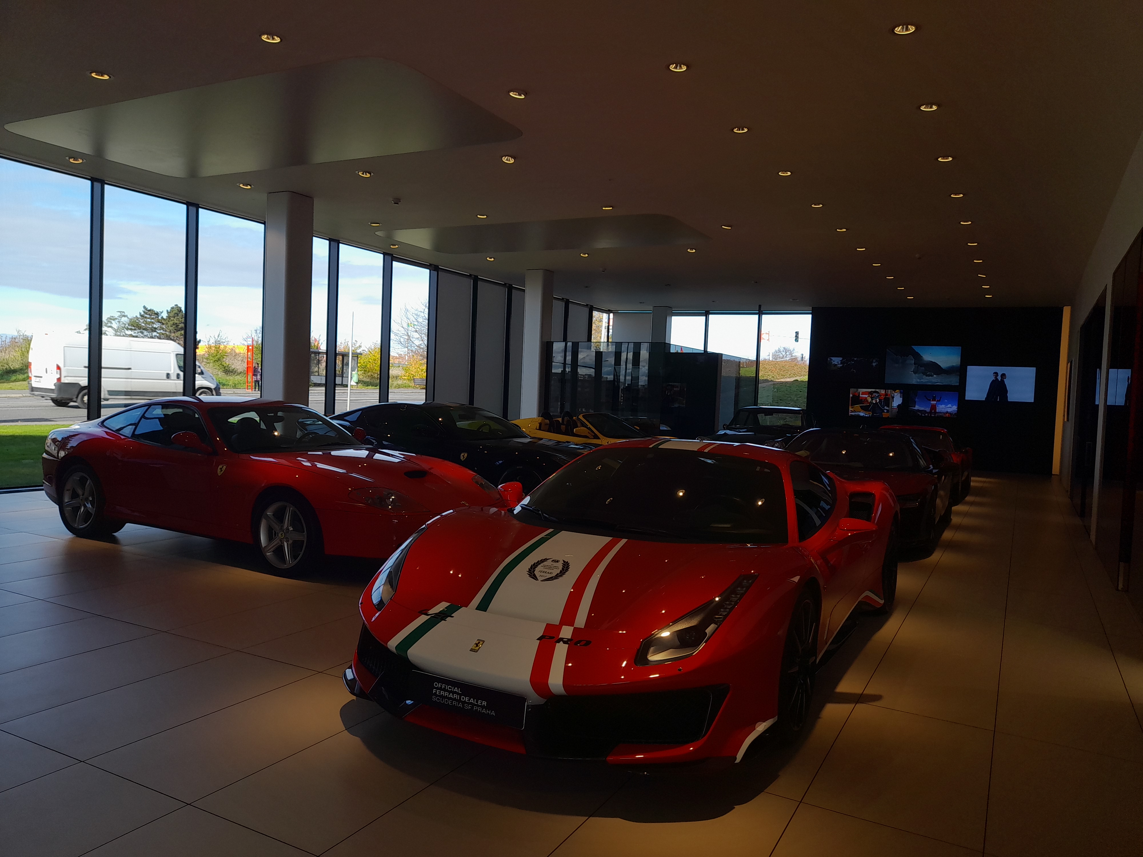 Scuderia SF Praha a.s. – Ferrari foto 4