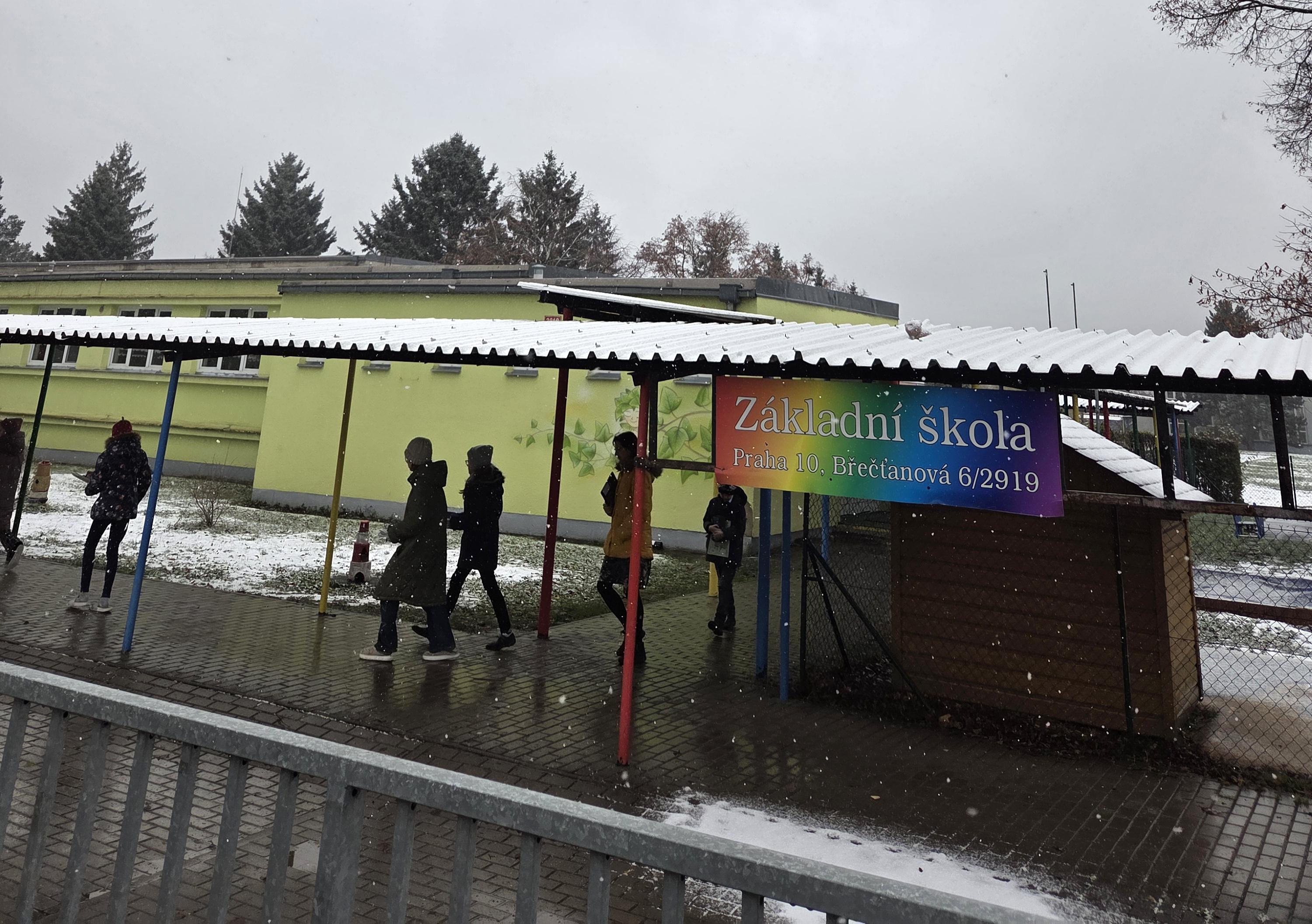 Základní škola, Praha 10, Břečťanová 2919/6 foto 6