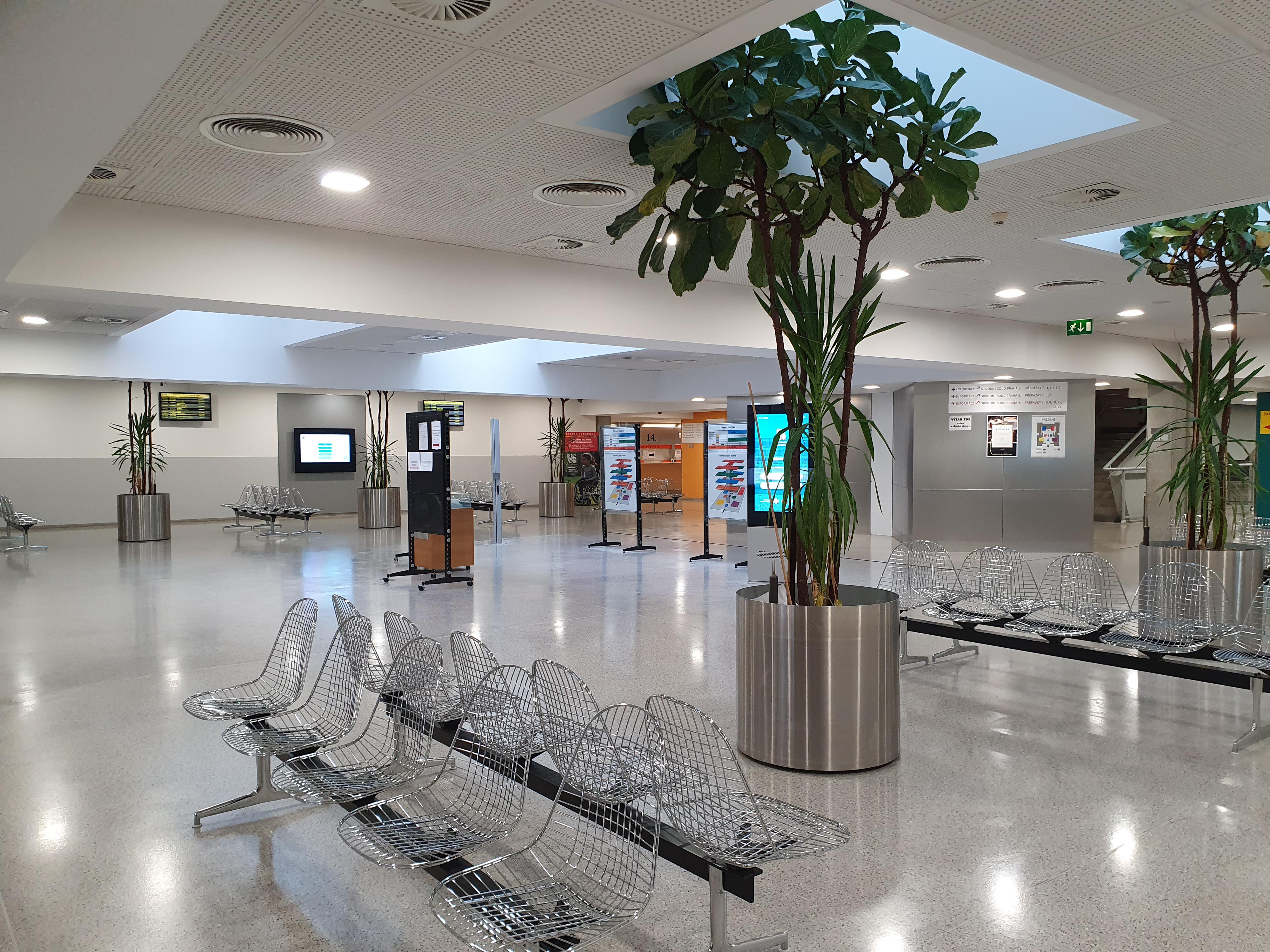 Obvodní soud pro Prahu 10 foto 2