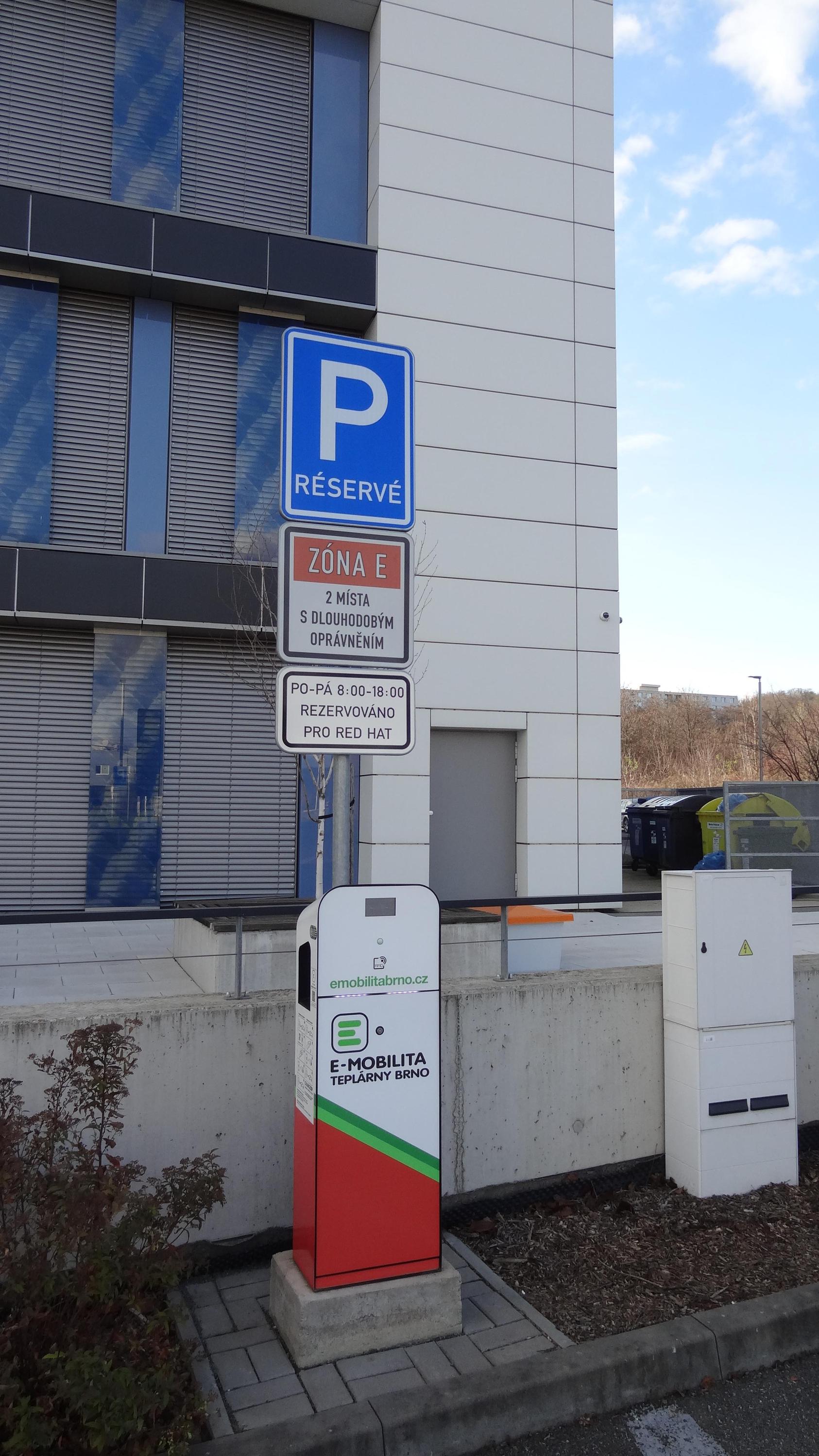 Teplárny Brno, a.s.- Nabíjecí stanice foto 2