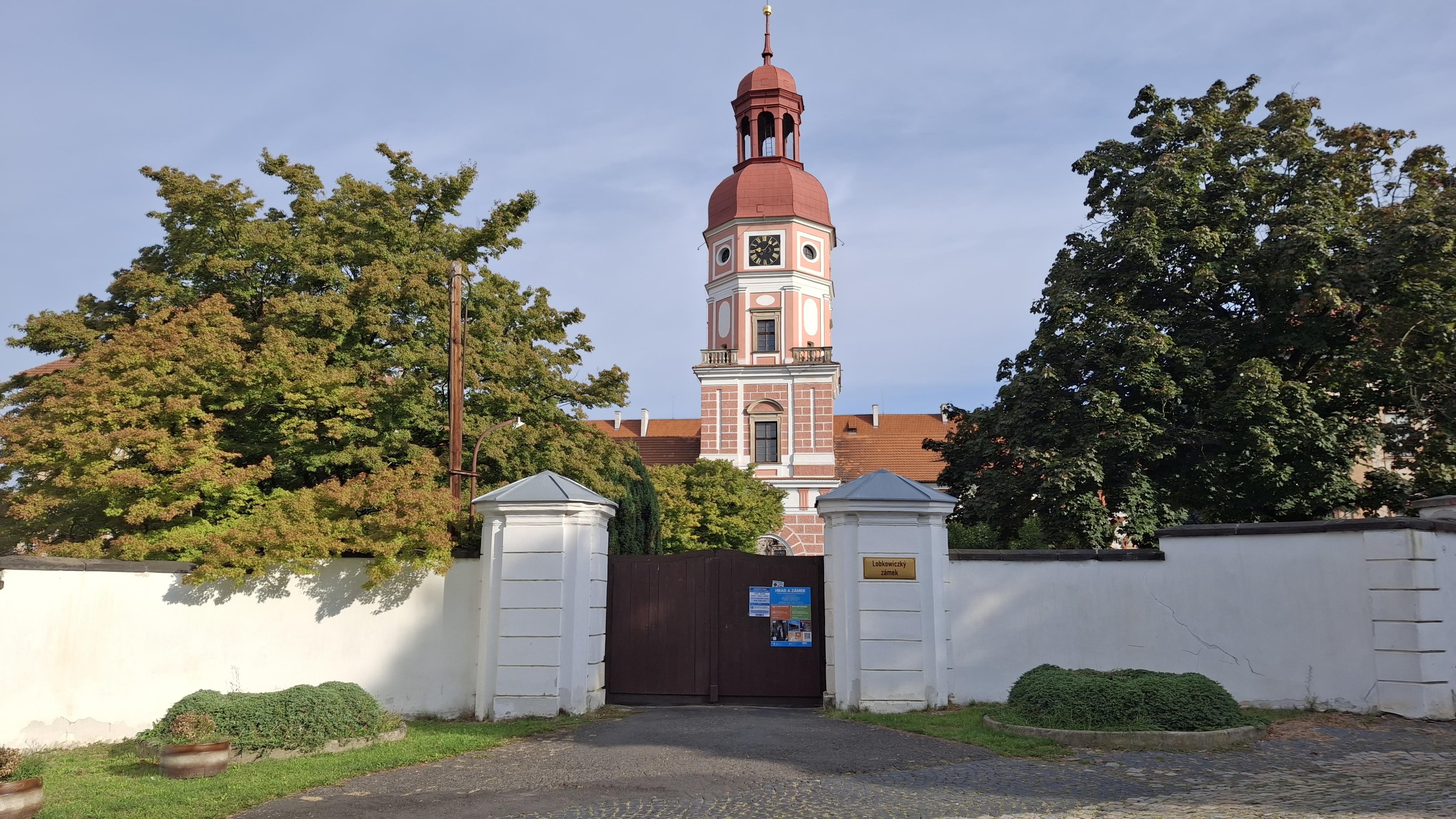 Lobkowiczký zámek a románský hrad Roudnice nad Labem foto 6